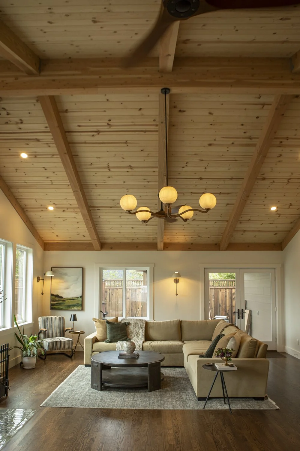 PINE_Mora Home and Garden_Ochoa House_42009.jpg