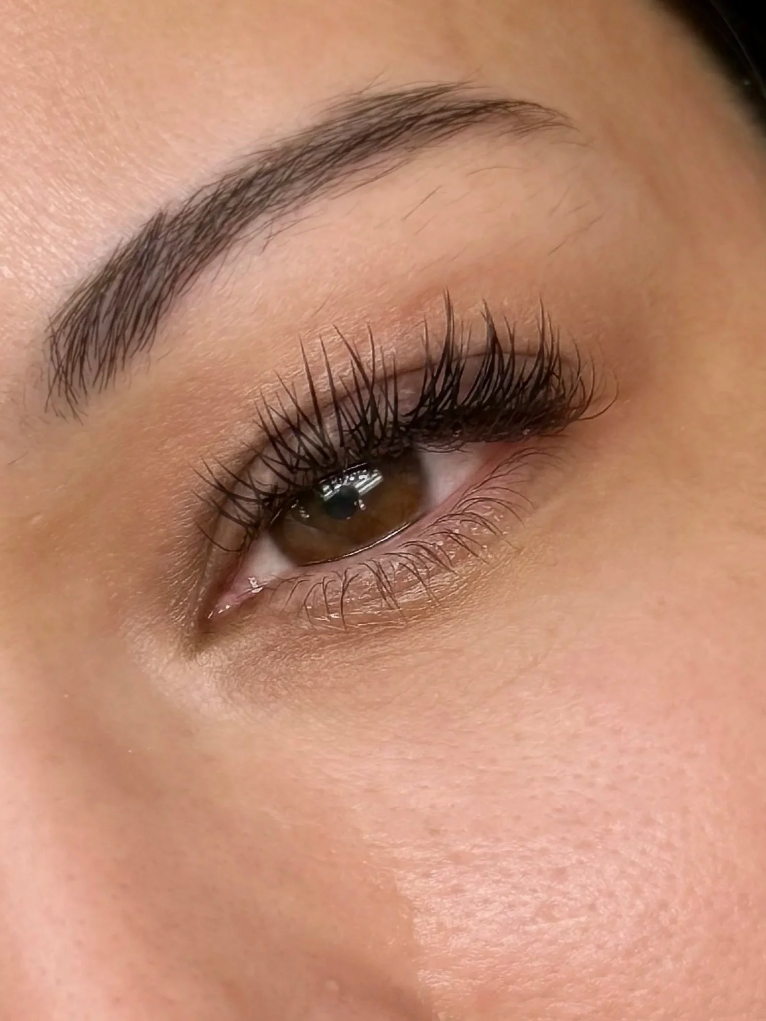 Wet set, wispy