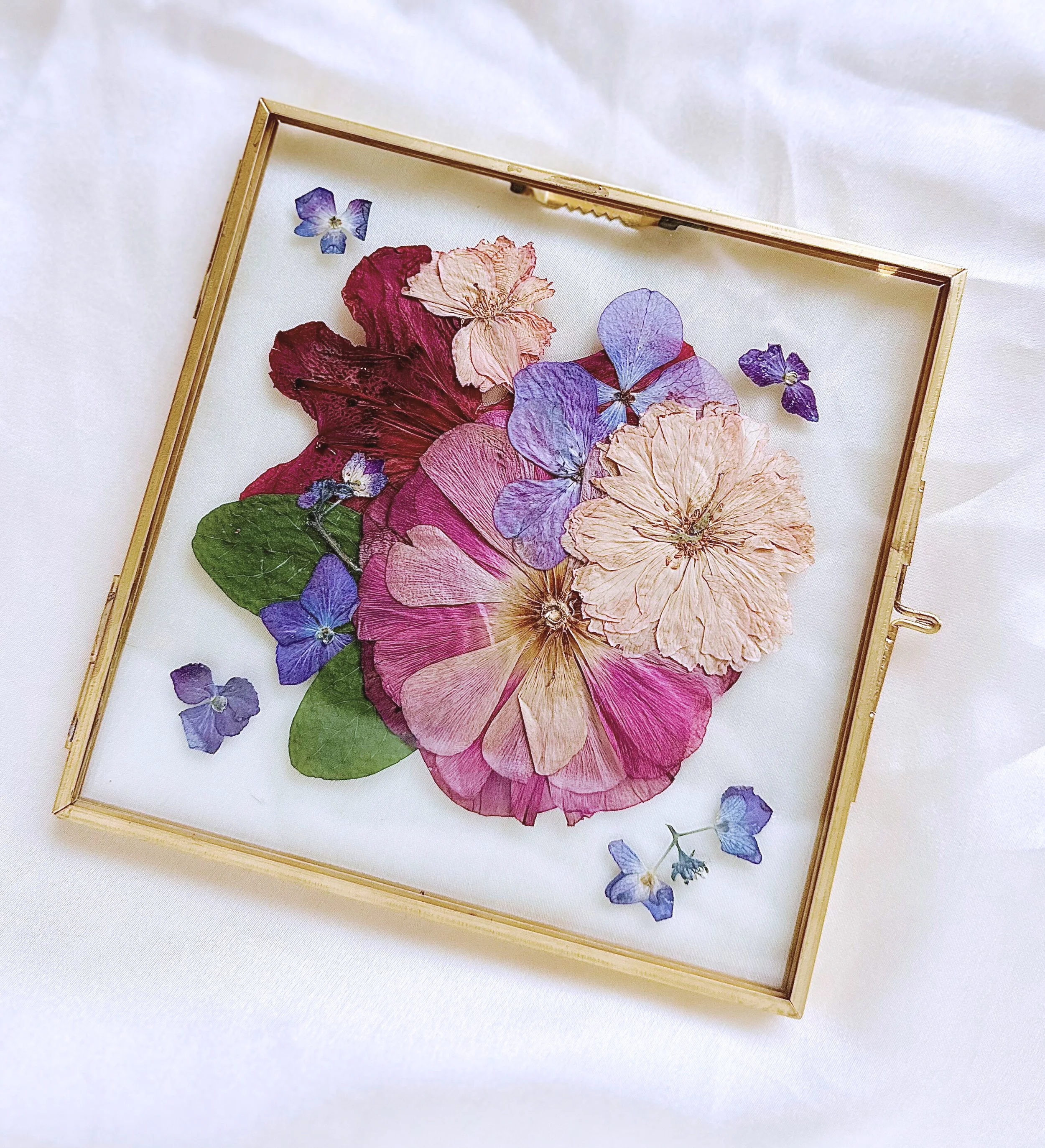 09.13.26 Pressed Flower Art Workshop