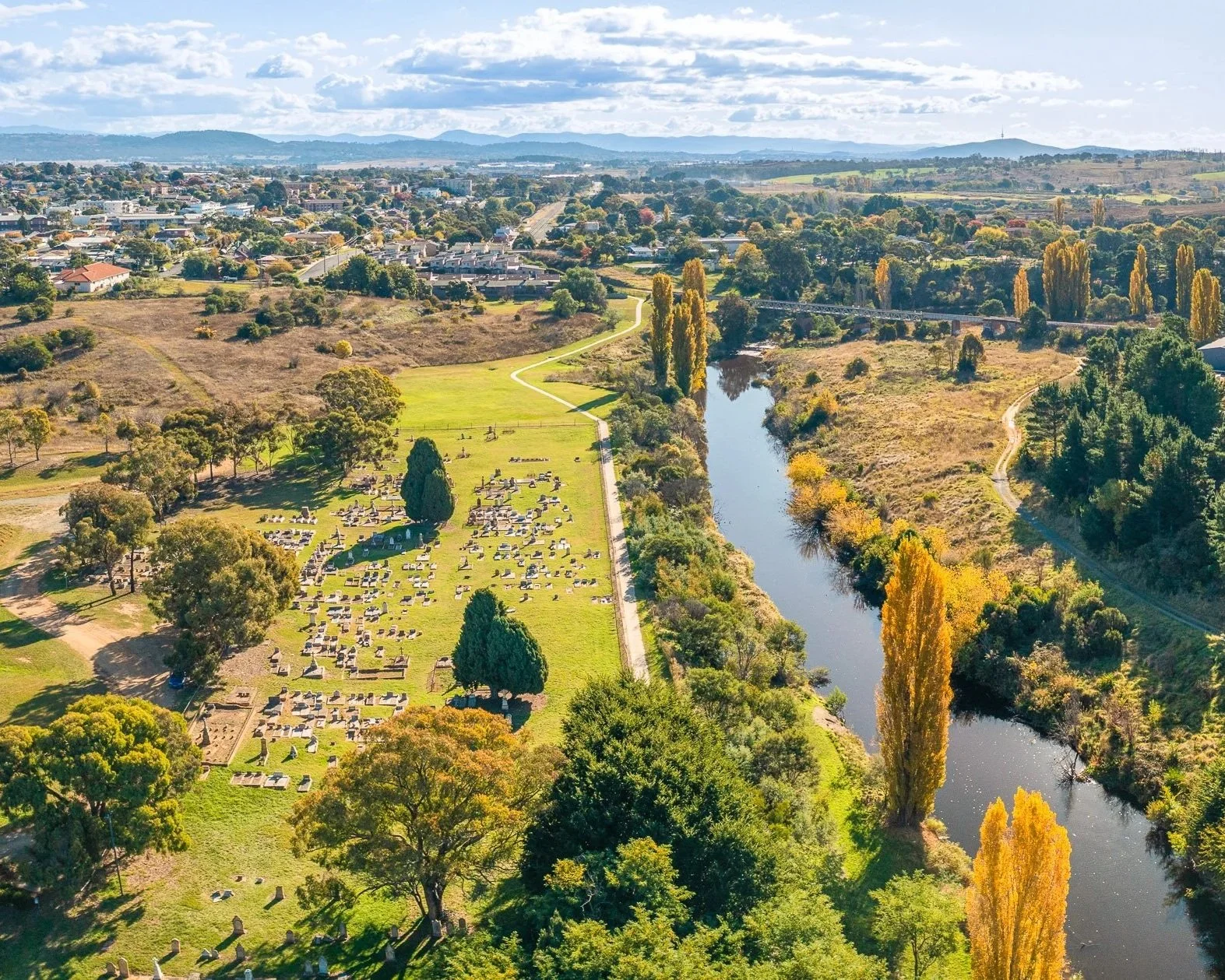 Queanbeyan+river+%2814%29-Edit_stitchST.jpg