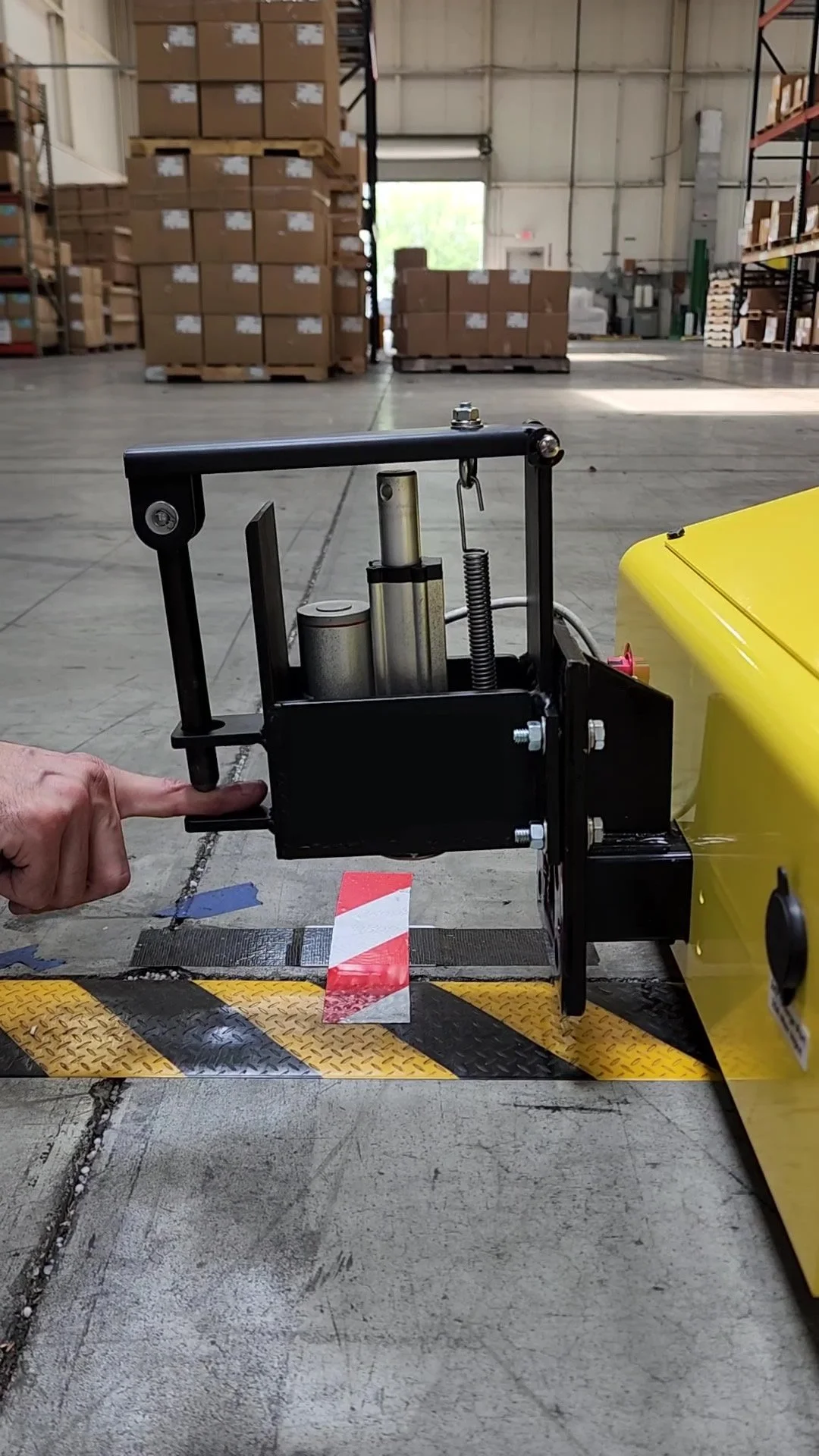 Autohitch safety demo.jpg