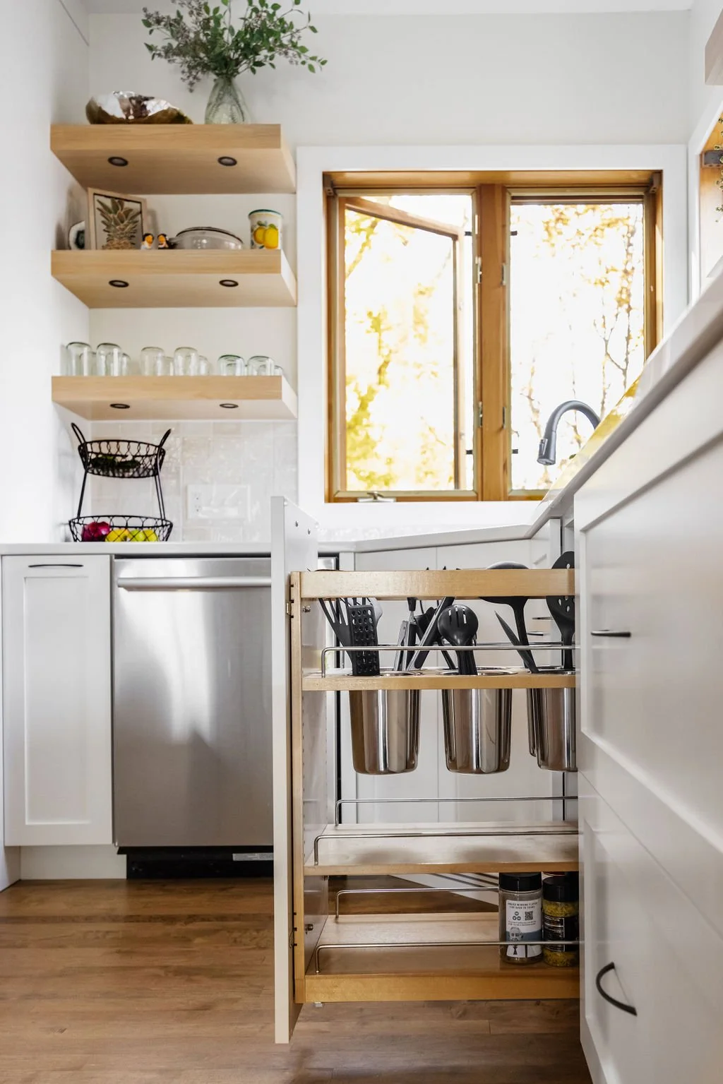 Pull-Out Cabinet Utensil Organizer; 6 cups that are 5 inches in diameter