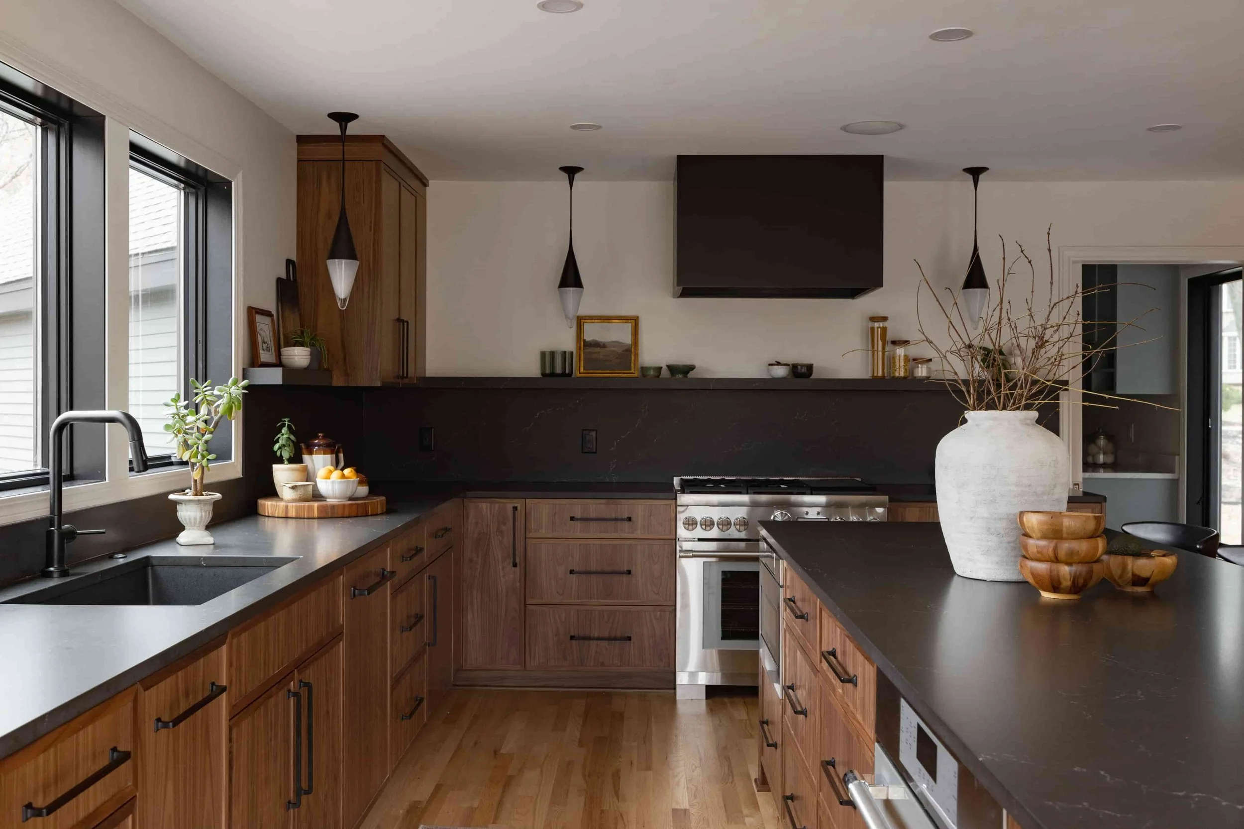 Traditional Kitchen Remodel by Sean's Cabinetry LLC project photo