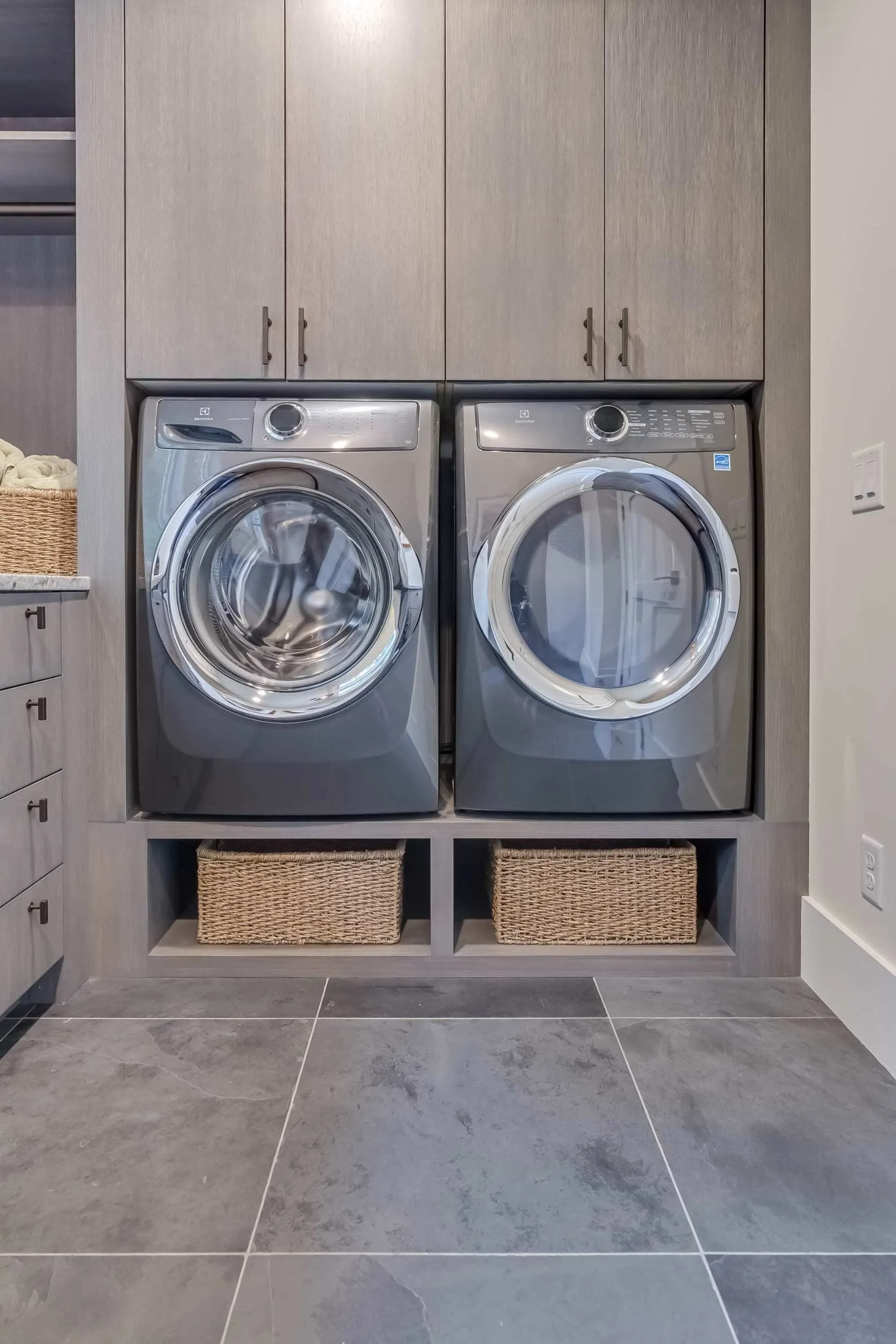 6372 Smithtown Rd-32-min.jpg