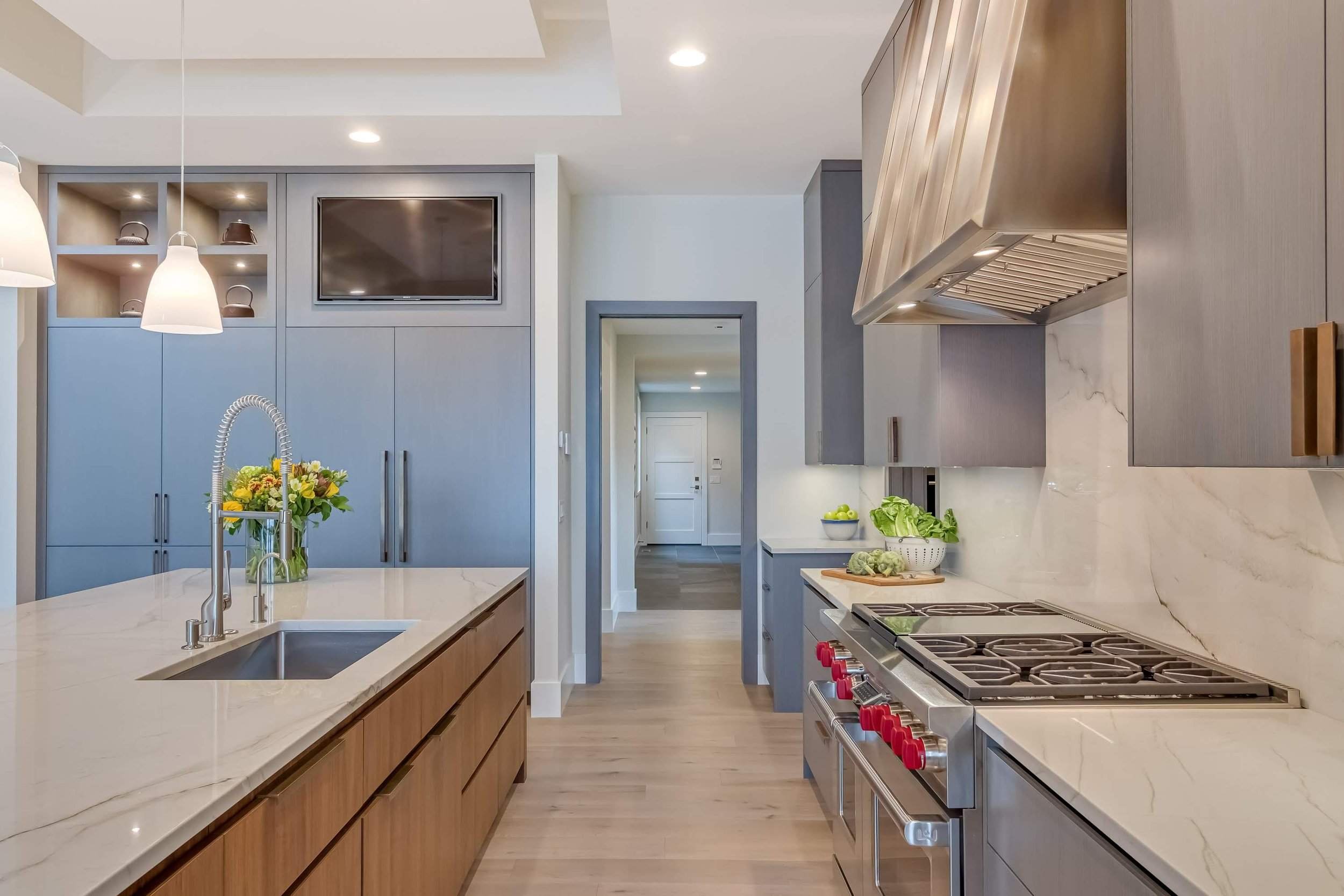 6372 Smithtown Rd-4-min.jpg