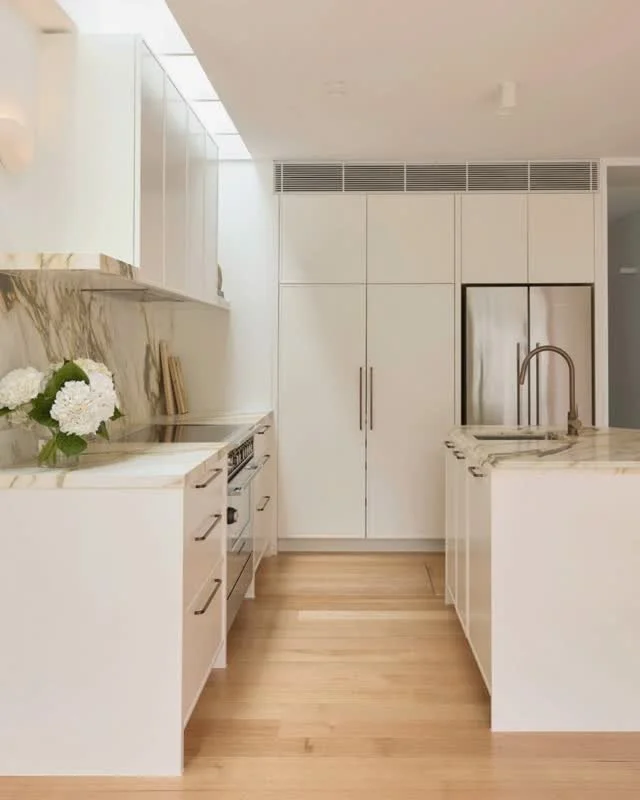 Gurner Terrace | Kitchen Renovation 

The original terrace kitchen was long overdue for a modern makeover!
The Modify interior design team collaborated closely with the client to create a functional and light-filled kitchen. The strategically placed 