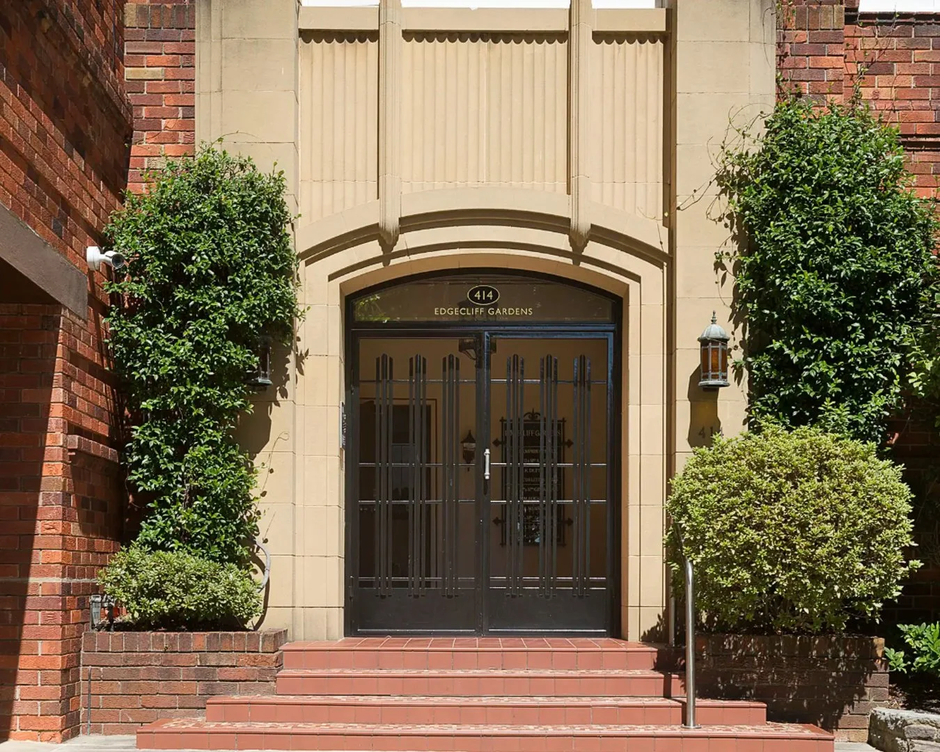 Project Announcement | Edgecliff Gardens 

Built in 1938 on the site of the original Edgecliff House &mdash; is a beautifully preserved, heritage-listed Art Deco building from Sydney&rsquo;s interwar apartment boom.

With views across Double Bay to t