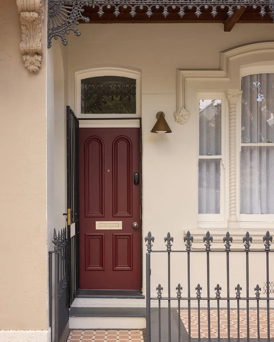Gurner Terrace | Front Facade 

The restored front facade of Gurner Terrace is a perfect nod to the home's heritage, brought back to life with a fresh touch. From the street, you can see how careful attention to detail and a curated selection of fini