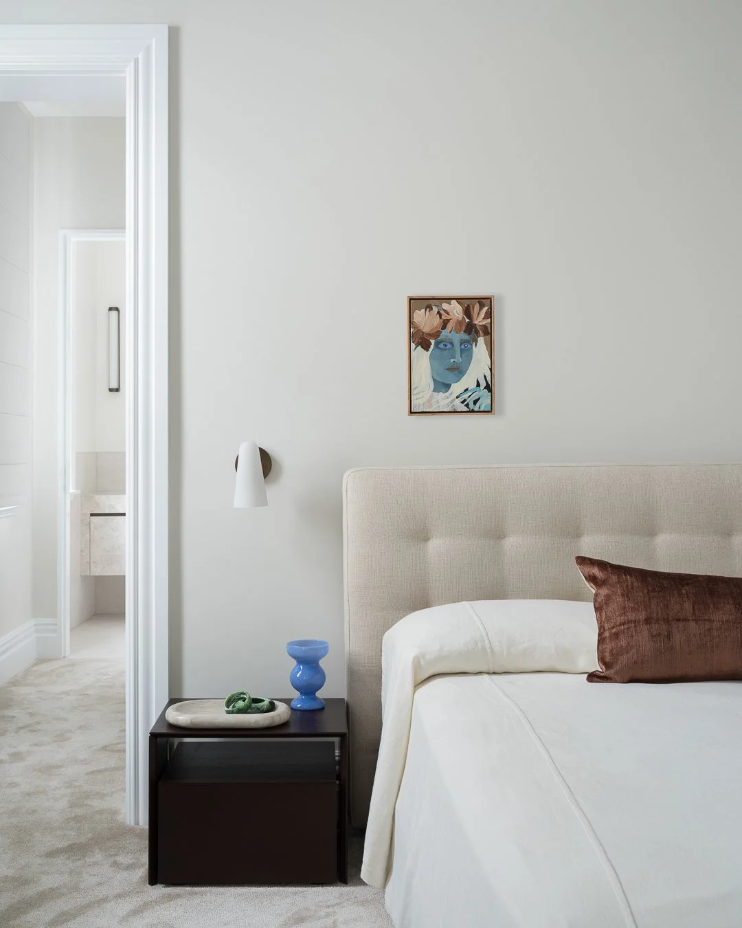 Ocean House | Master Bedroom

The owners approached us wanting to breathe new life into their grand semi-detached Victorian terrace. The upstairs layout needed to evolve to better suit the clients new stage of life. The middle bedroom was revisioned 