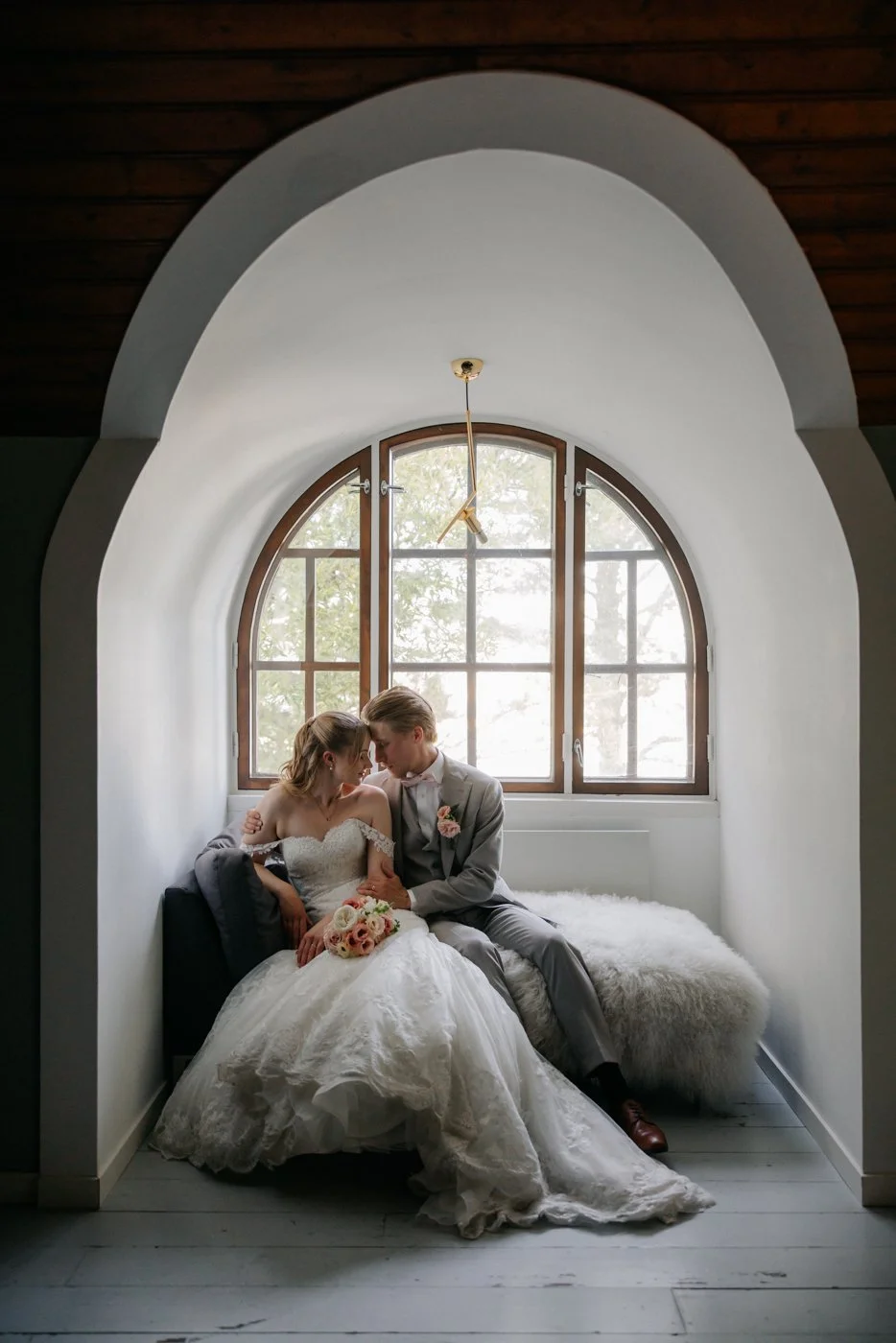 HenniinaVisuals-Valokuvaus-Hääkuvaus-sneakpeek-6.jpg