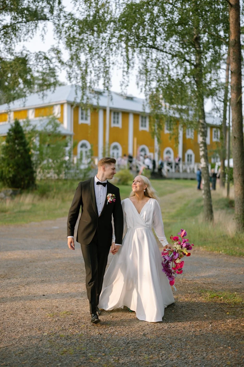 HenniinaVisuals-Valokuvaus-Hääkuvaus.jpg