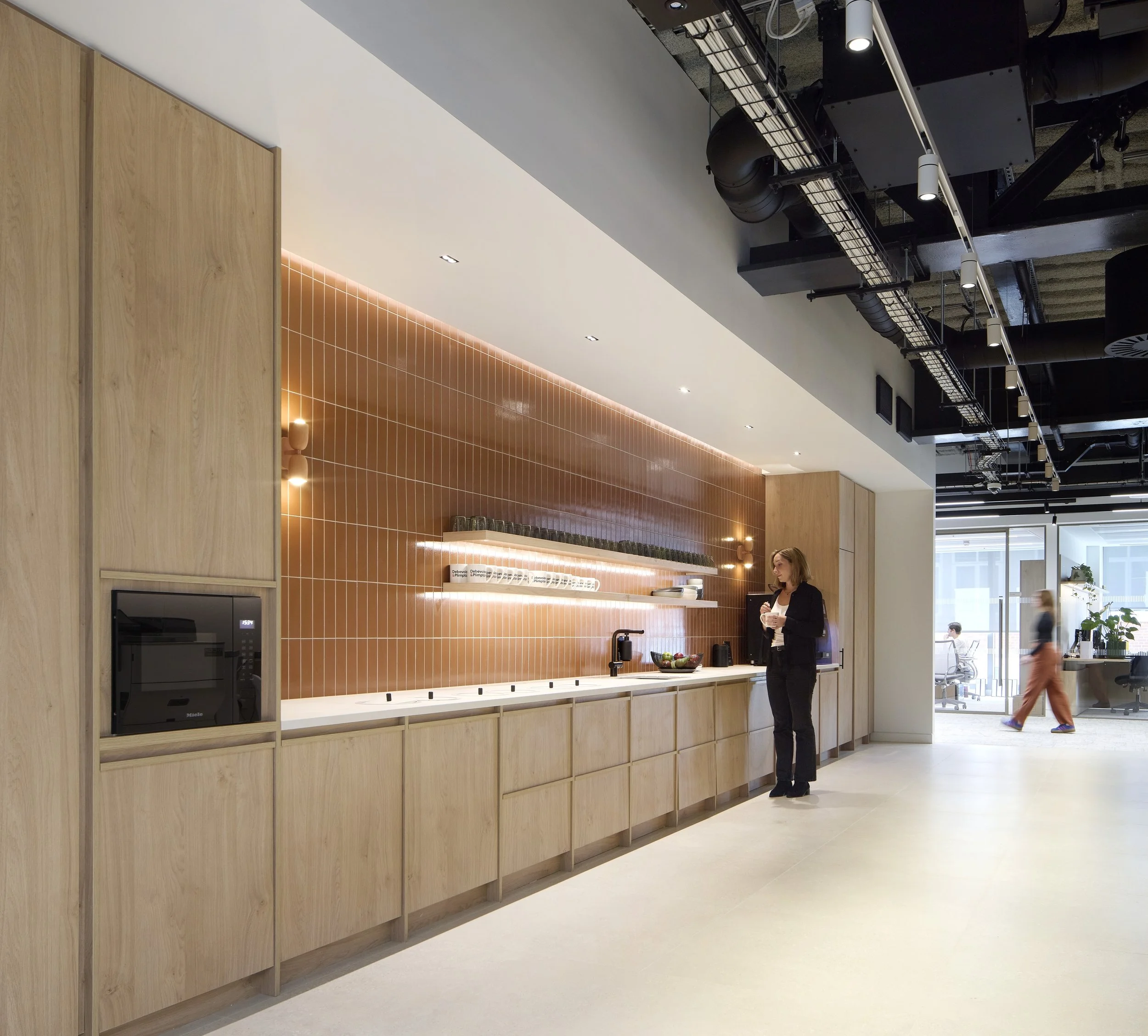 TP_Debevoise+Plympton_Tudor St_London_©Hufton+Crow_026.jpg