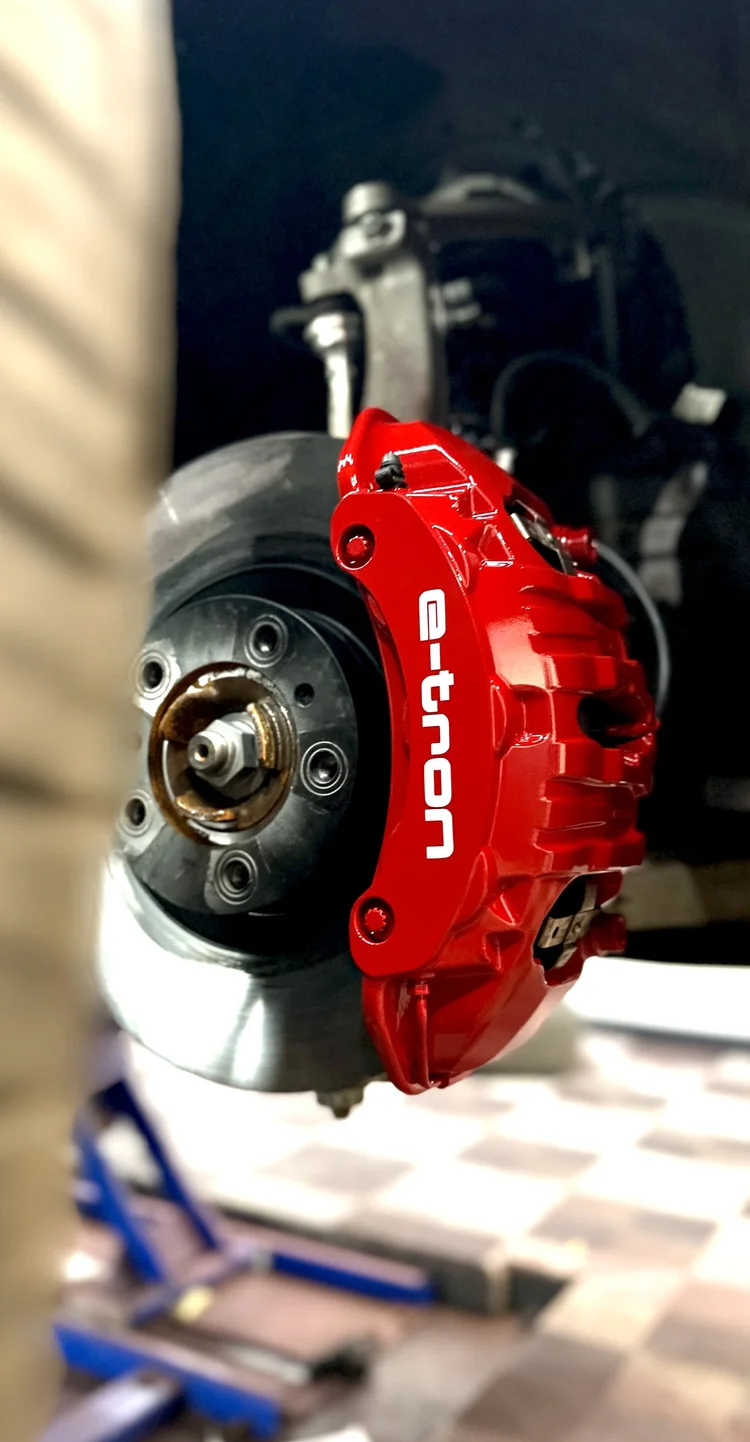 Audi E-Tron GT caliper painting