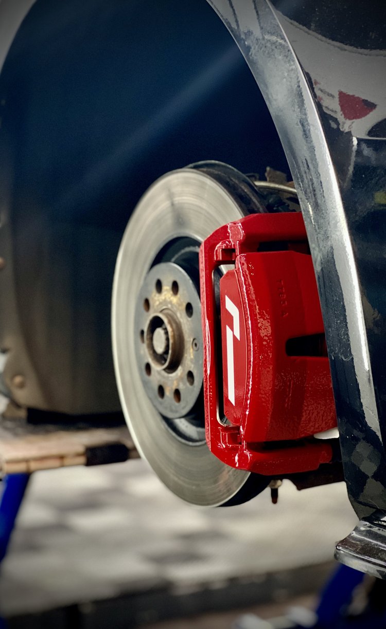 Golf GTI caliper painting at Utopia Tints Durham
