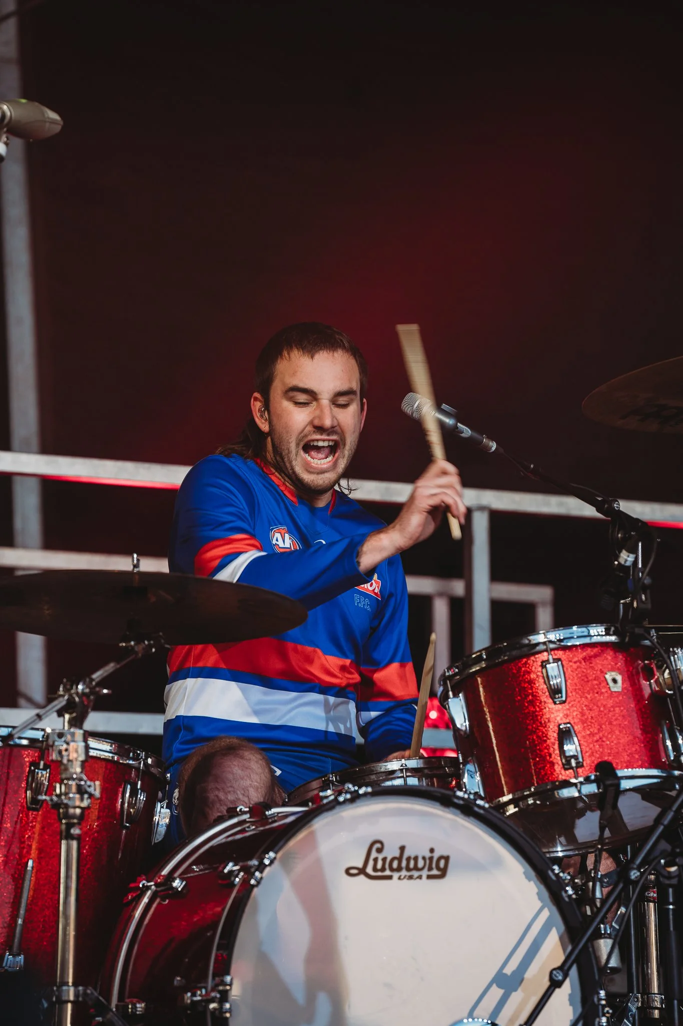 fbDSC08110edit - amyl and the sniffers - kryal.jpg