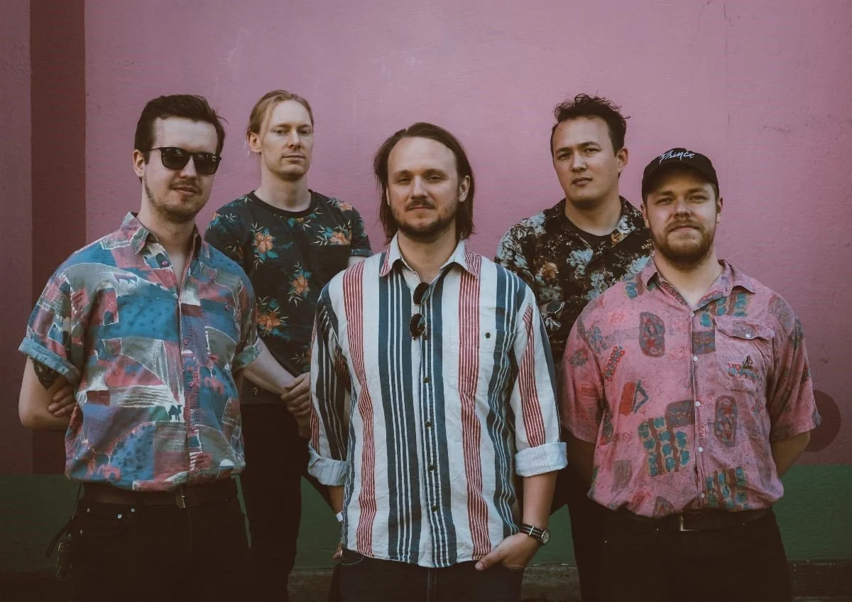 MØL release new Instrumental version + guitar playthrough video for 'Itinerary'
