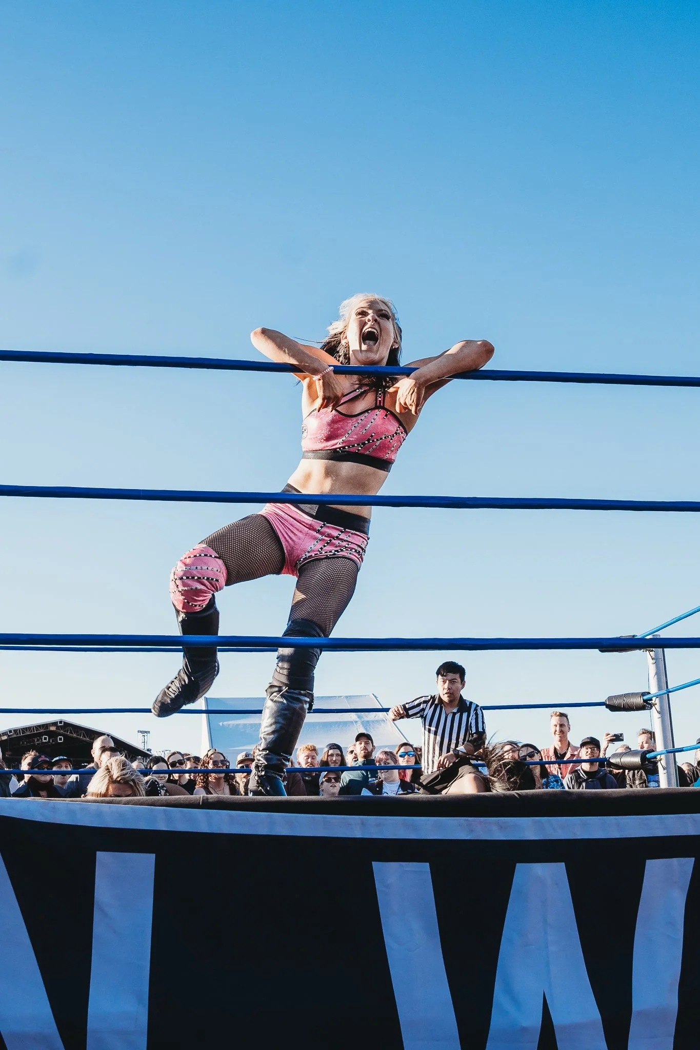 fbDSC08017edit - nwa wrestling - kryal.jpg