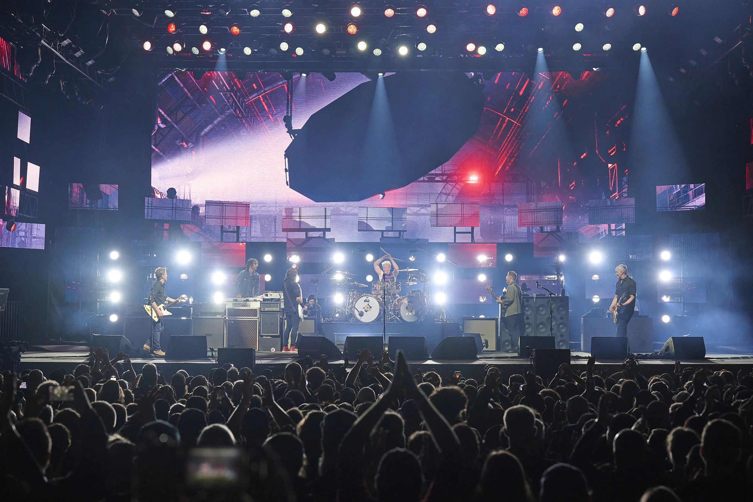 Foo Fighters Announce Australia &amp; New Zealand Stadium Tour