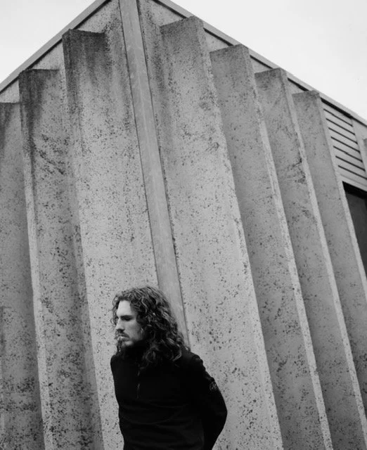 Colletto Bianco  release new single!