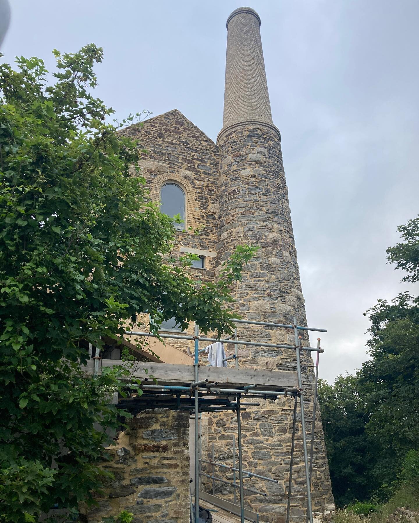 Site visit to a new project in St Agnes&hellip; so thrilled to be working with such iconic Cornish architecture! #gardendesign #gardendesigncornwall #landscapedesign @hormannarchitects