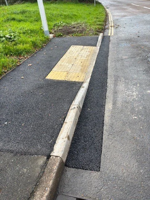 Drop kerb