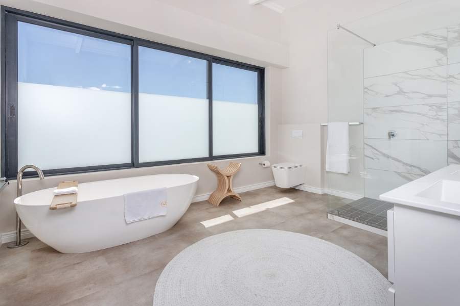 Benguela Cove-Villa-163-Designer-Bathroom-Interior.jpg