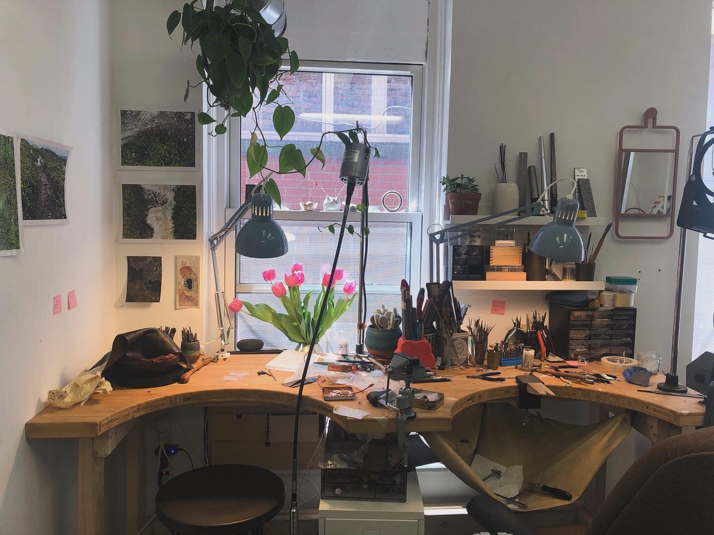 Thinking about this sweet little studio @mtcartiststudios today as we get closer to Mondays @handcraftedtvns episode! 
~
Now in its fourth season, the shows talented crew travel Nova Scotia interviewing local makers and artists for EastLink Tv. Looki