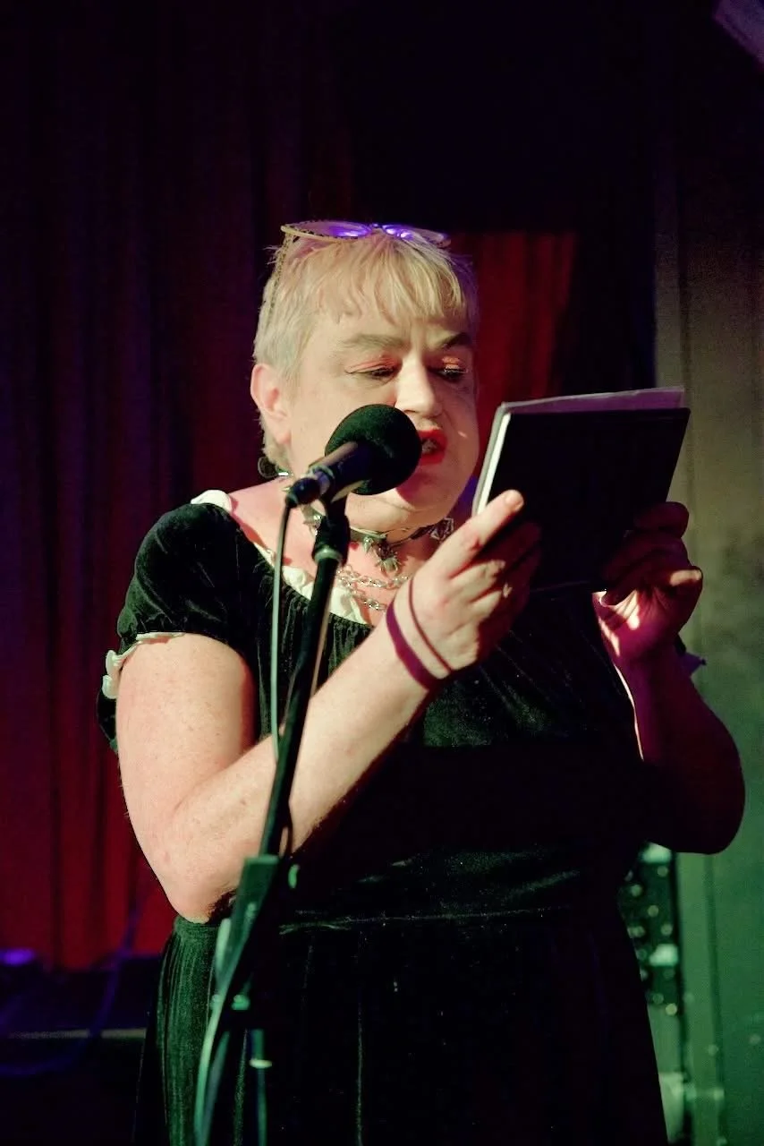 Gabrielle Everall does Be Fearless Poetry!