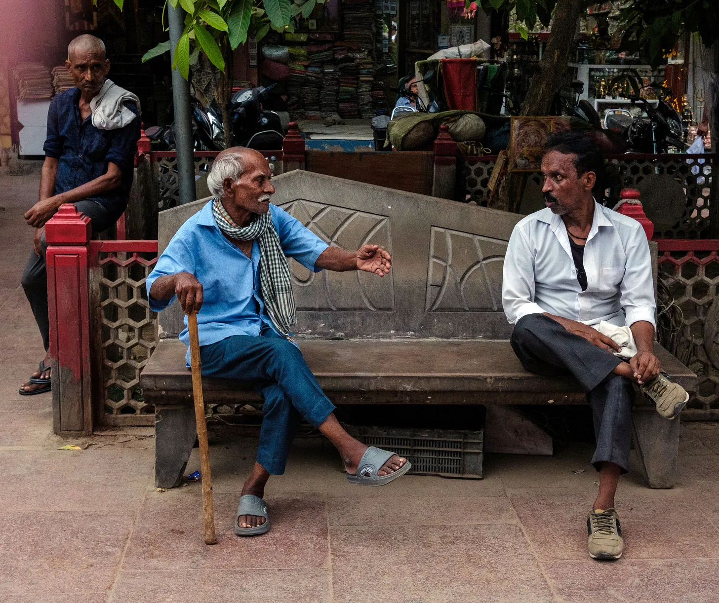 Sharing news, opinions and gossip