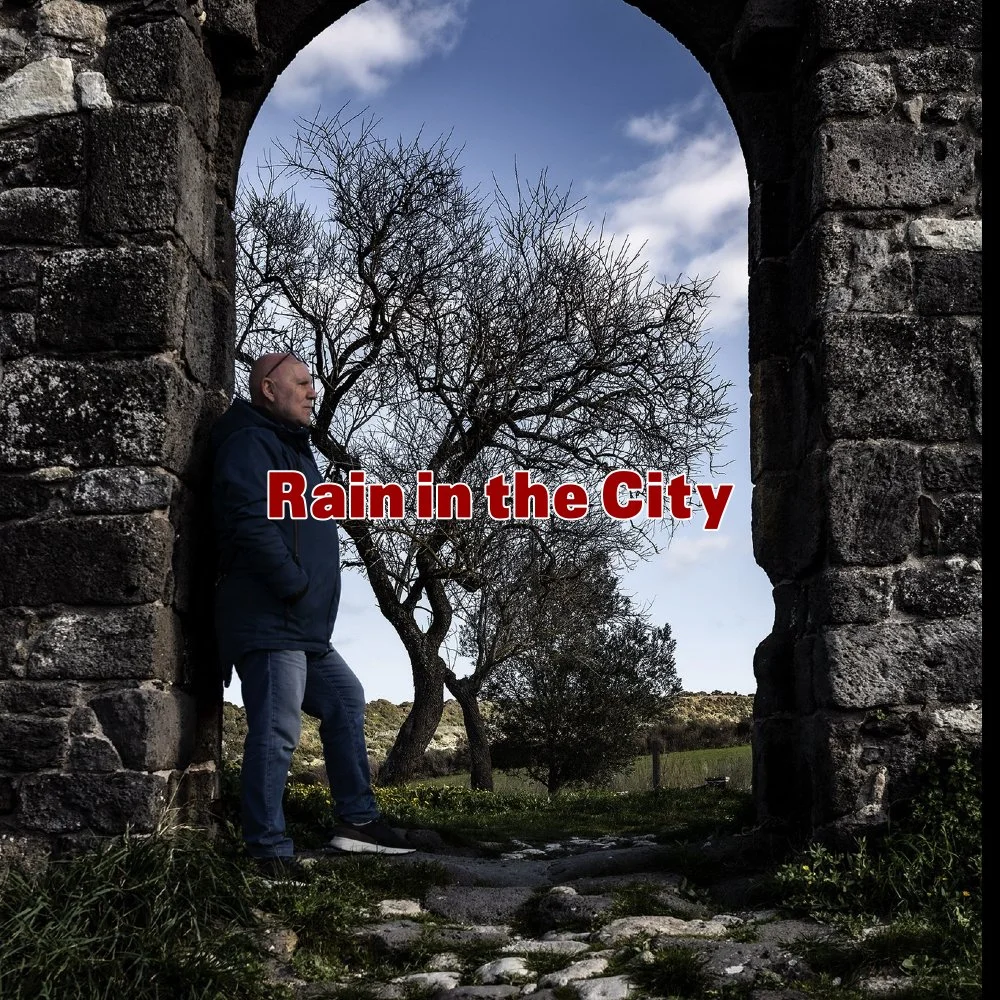 In light and shadow: travel notes of an anarchist storyteller