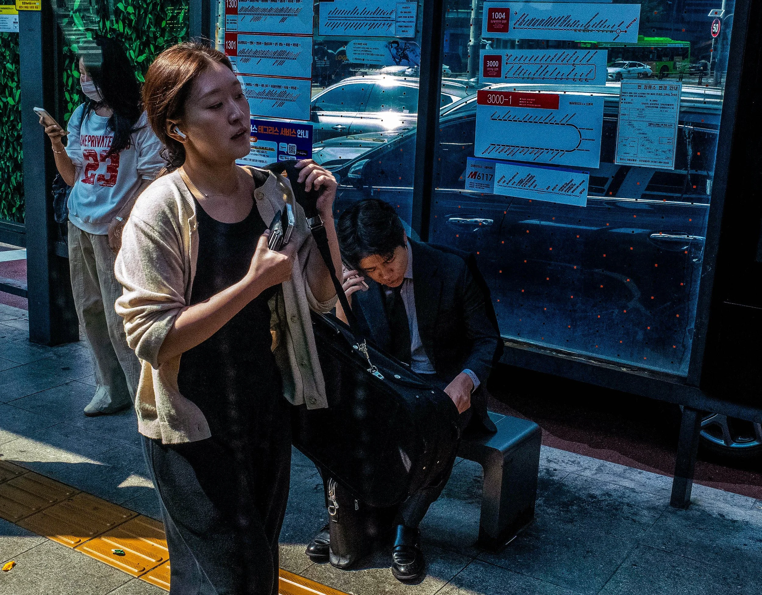 Hapjeong, a laid back neighborhood in Mapo-Gu, known for its indie cafe culture, boutique dining, and relaxed vibe.