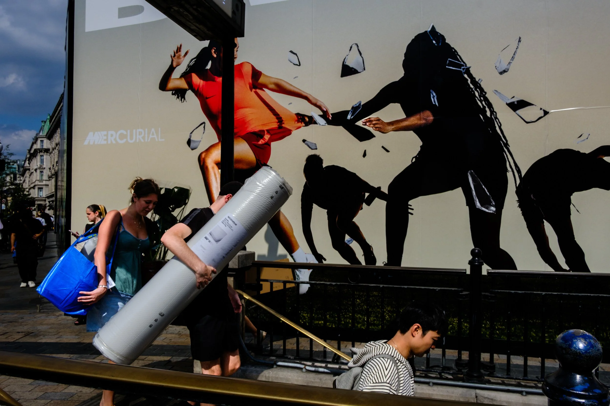 XT058843-London.jpg
