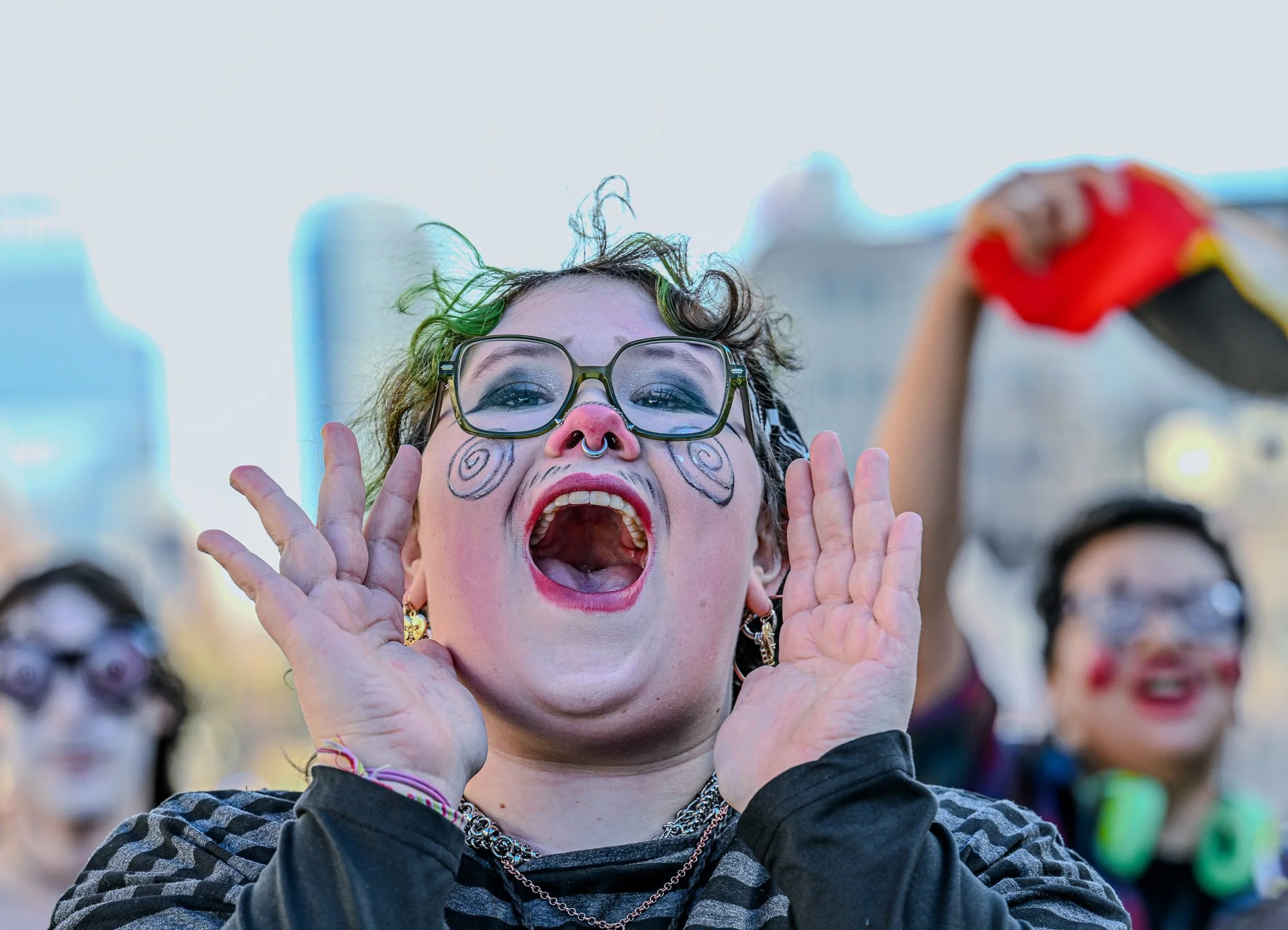 Patty DeJuneas –Colorful Resistance
In the early 1970s, an unmarried pregnant woman using the moniker “Jane Roe” sued the attorney general of Texas, seeking to overturn that state’s ban on abortions in all cases except to save the life of a mother.
I