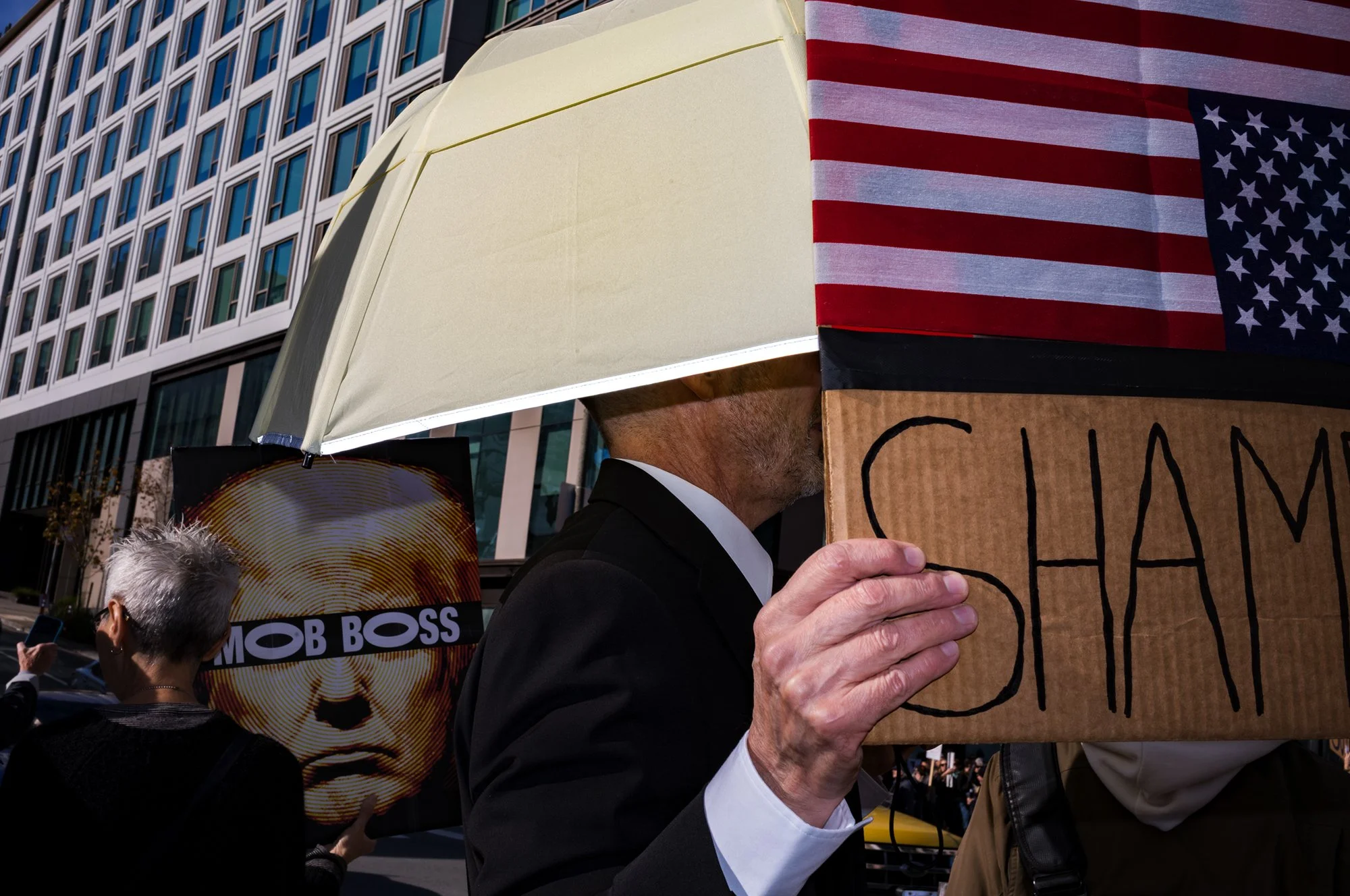 Edwin Carungay – I document civic resistance as communities confront the growing threat of authoritarianism in America. Around the world, a renewed wave of right-wing reaction is challenging civil freedoms long fought for—especially by historically m