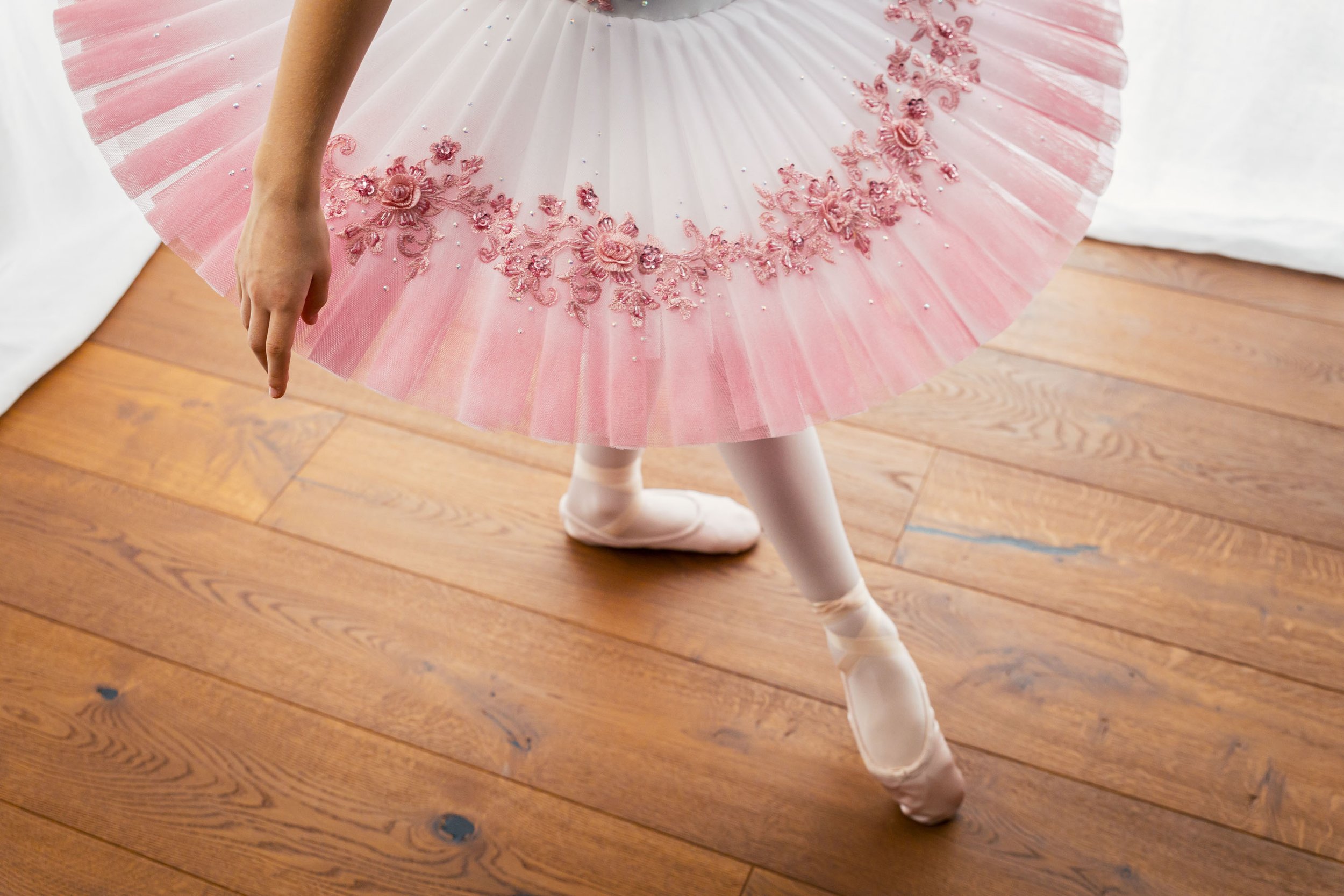 022-ballet-ballerina-art-product-photographer-Basingstoke.jpeg