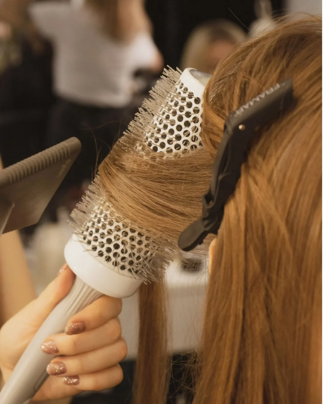 August Blowout Special ✨

Good hair days start here! 💁&zwj;♀️ Treat yourself to a gorgeous, bouncy blowout and leave feeling confident, refreshed, and ready to take on the day.

🌸 Book your blowout this month and give your hair the love it deserves