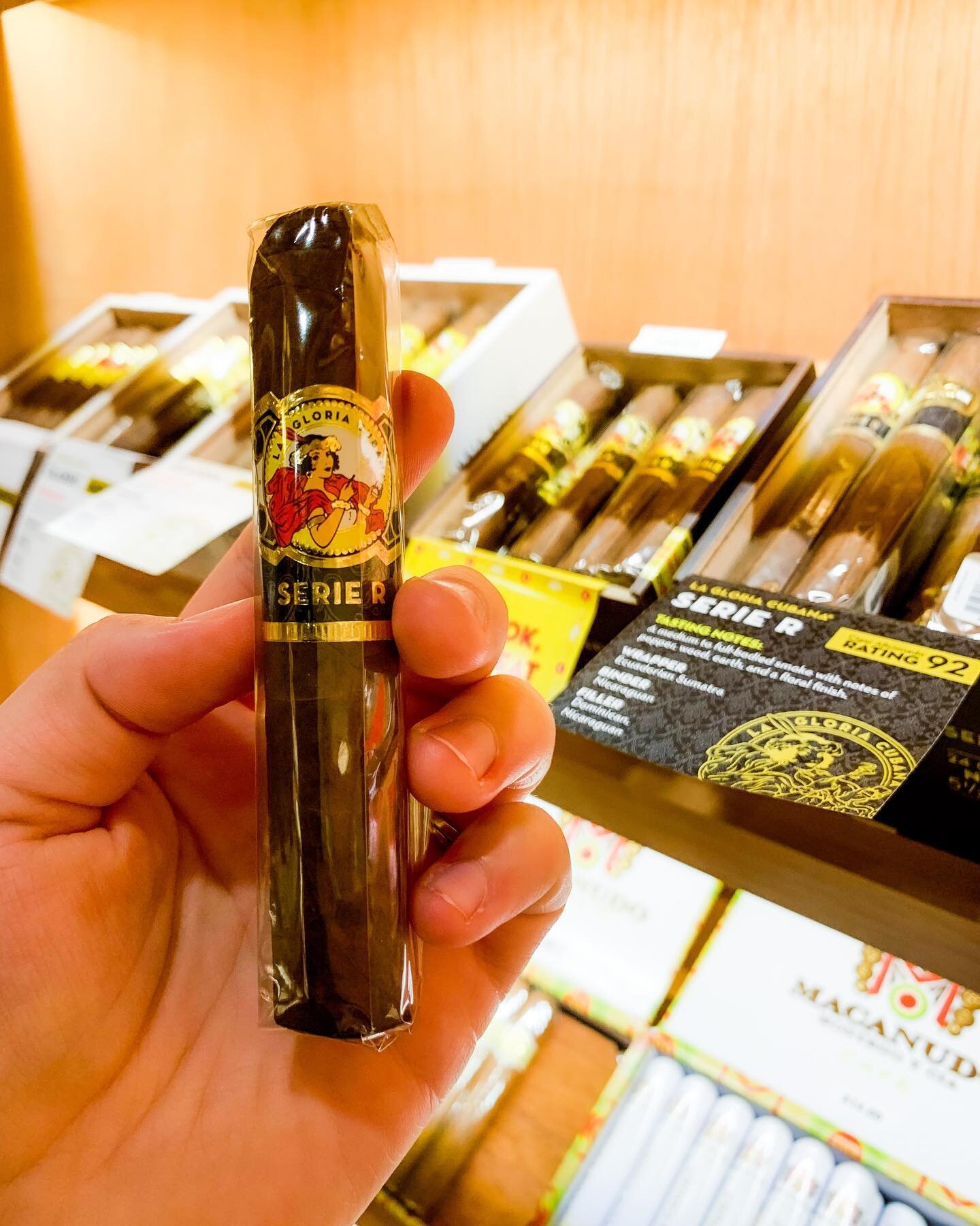 These La Gloria Cubanas have been making quite the buzz lately!! The Serie R carries the honor of a 92-rating 🤩

Come try one and see what all the fuss is about 🏃💨

#exploregeorgia #pickellijay #ellijayga #ellijay #ellijaycigars #ellijaycigarloung