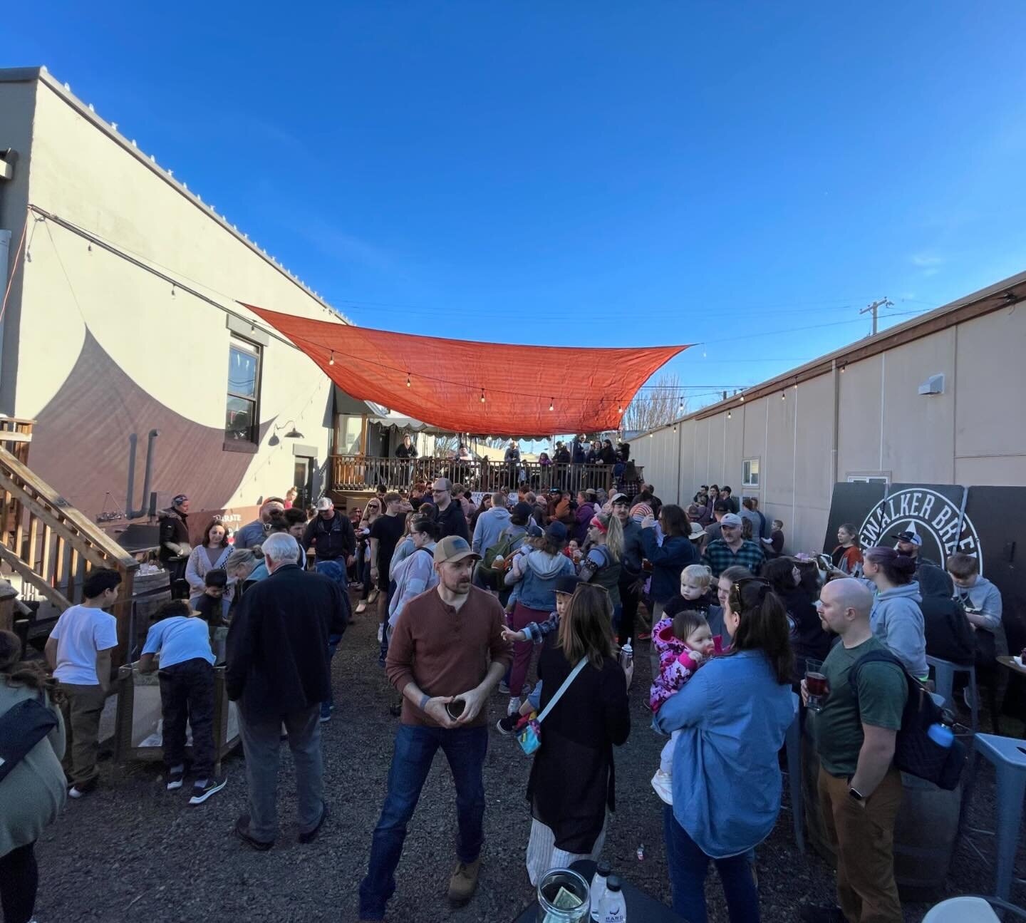 What an incredible turnout we had for baby goats! 
.
If you didn&rsquo;t make it, don&rsquo;t stress, baby goats return April 11th! We will plan to extend our outdoor space even further after seeing that turnout!
.
Shoutout to @carpentercreekranch fo