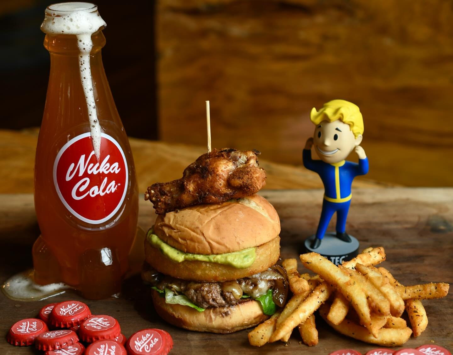 May is just around the corner and since we have a Mad Max themed brew on the way, why not offer a wastelander food special?!
.
Starting tomorrow you will have the opportunity to enjoy our new Vault Dweller S.P.E.C.I.A.L Burger!
Smash burger, onion ri