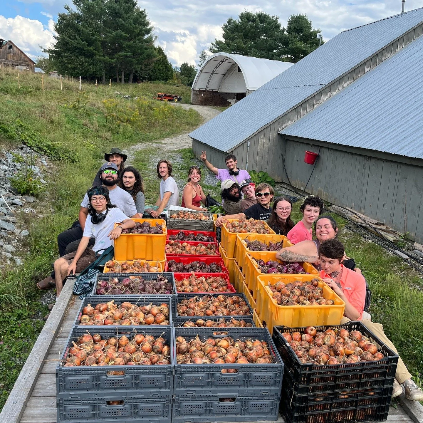 🍁 New Sterling students begin their semester with a foundational course called A Sense of Place (ASOP), designed to deepen their connection to the landscape, culture, and community of Craftsbury, northern Vermont, and life at Sterling College.

👩&z