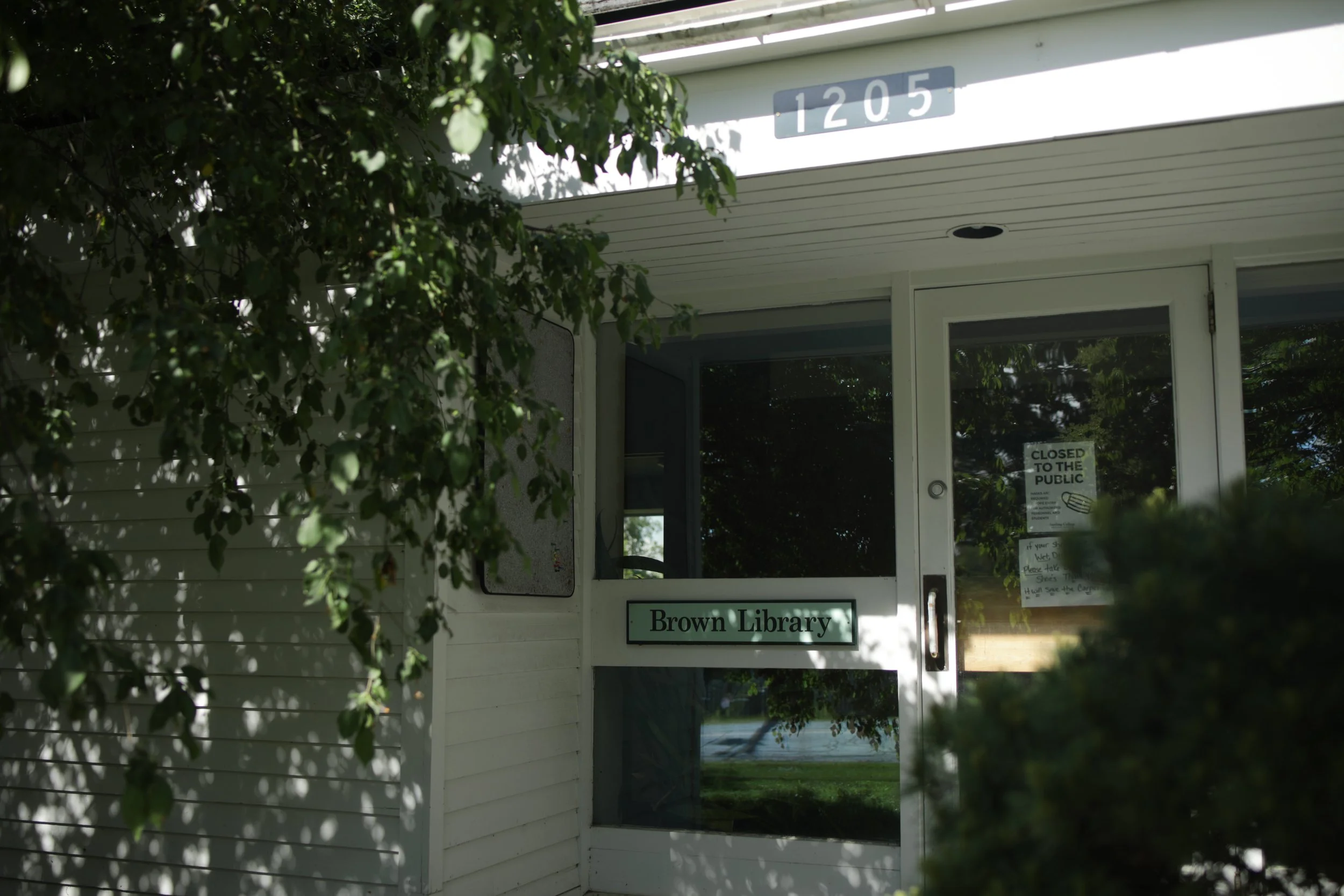 Brown Library Your Resource for Environmental Studies Research at