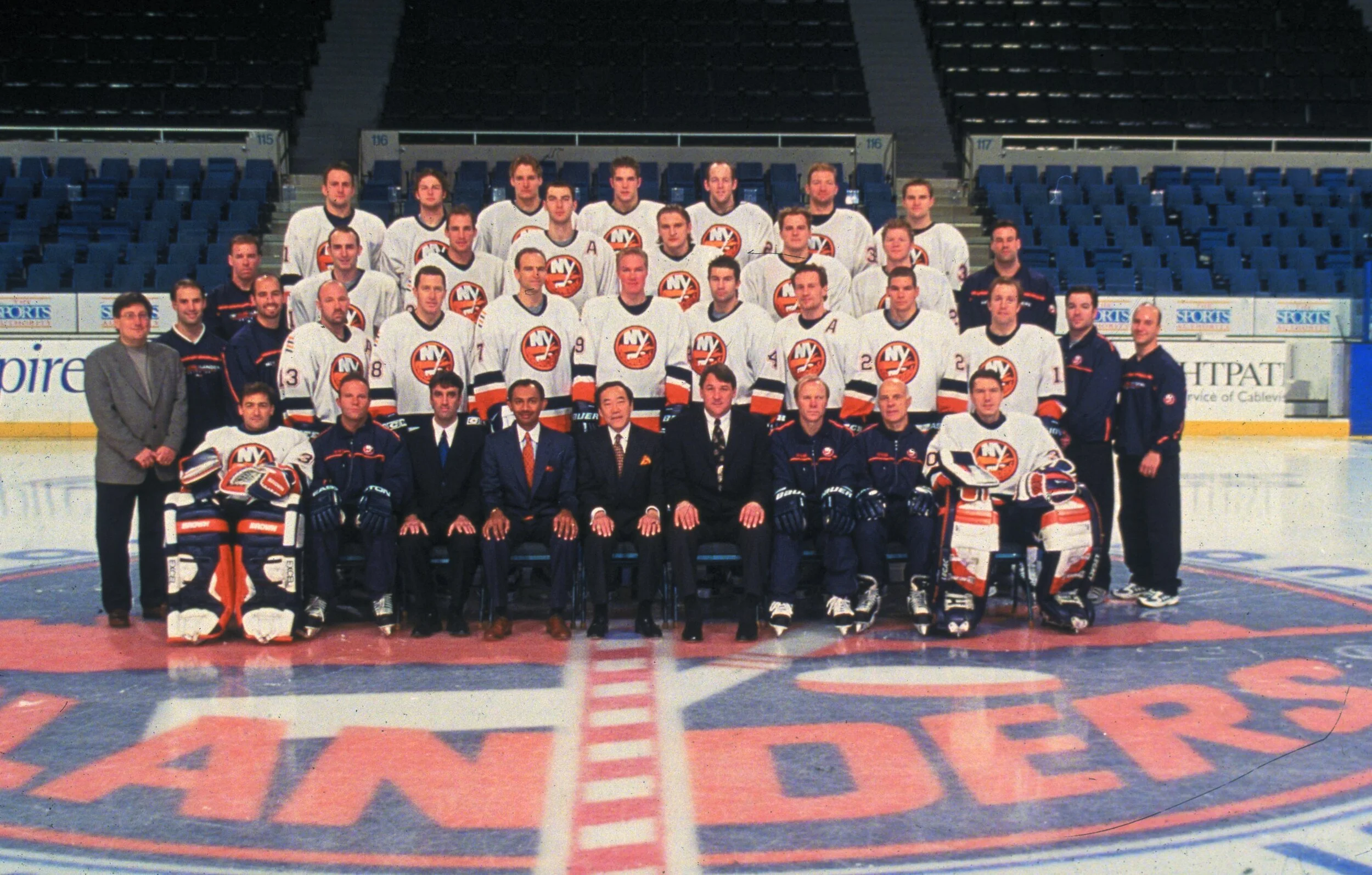 2000_01_NYI.jpg