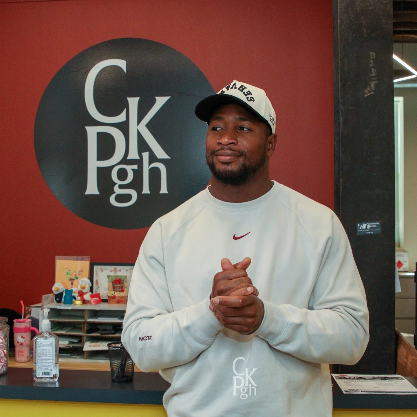 May we tell you about the special visitor we had at CKP on Tuesday?

@easymoney9 dropped in. Yes, the @steelers player.

How our program can help with someone&rsquo;s re-entry after incarceration may resonate with @easymoney9, whose brother is curren