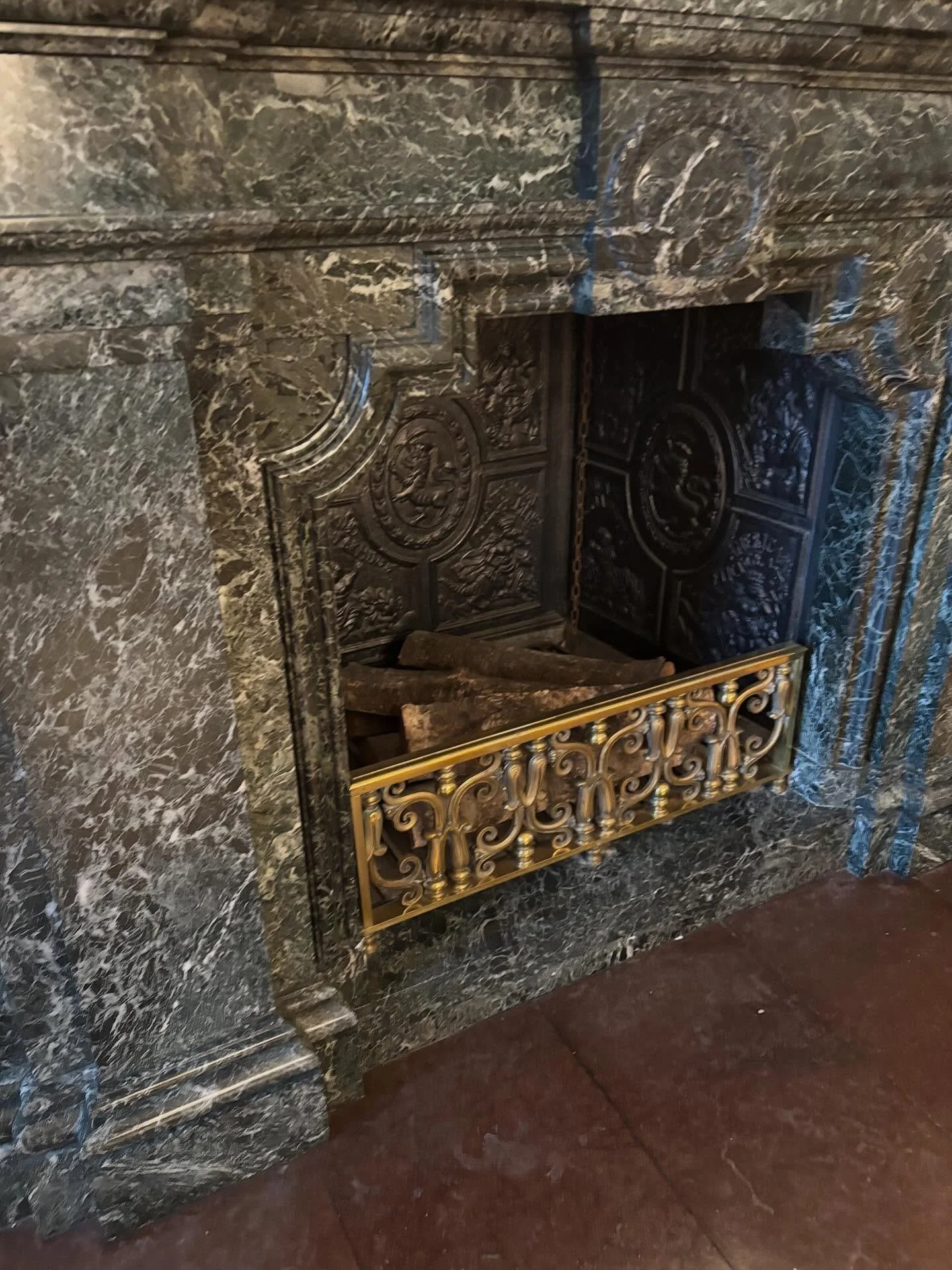 When you visit @christiansborgslot and only look at the floors🤣🥰