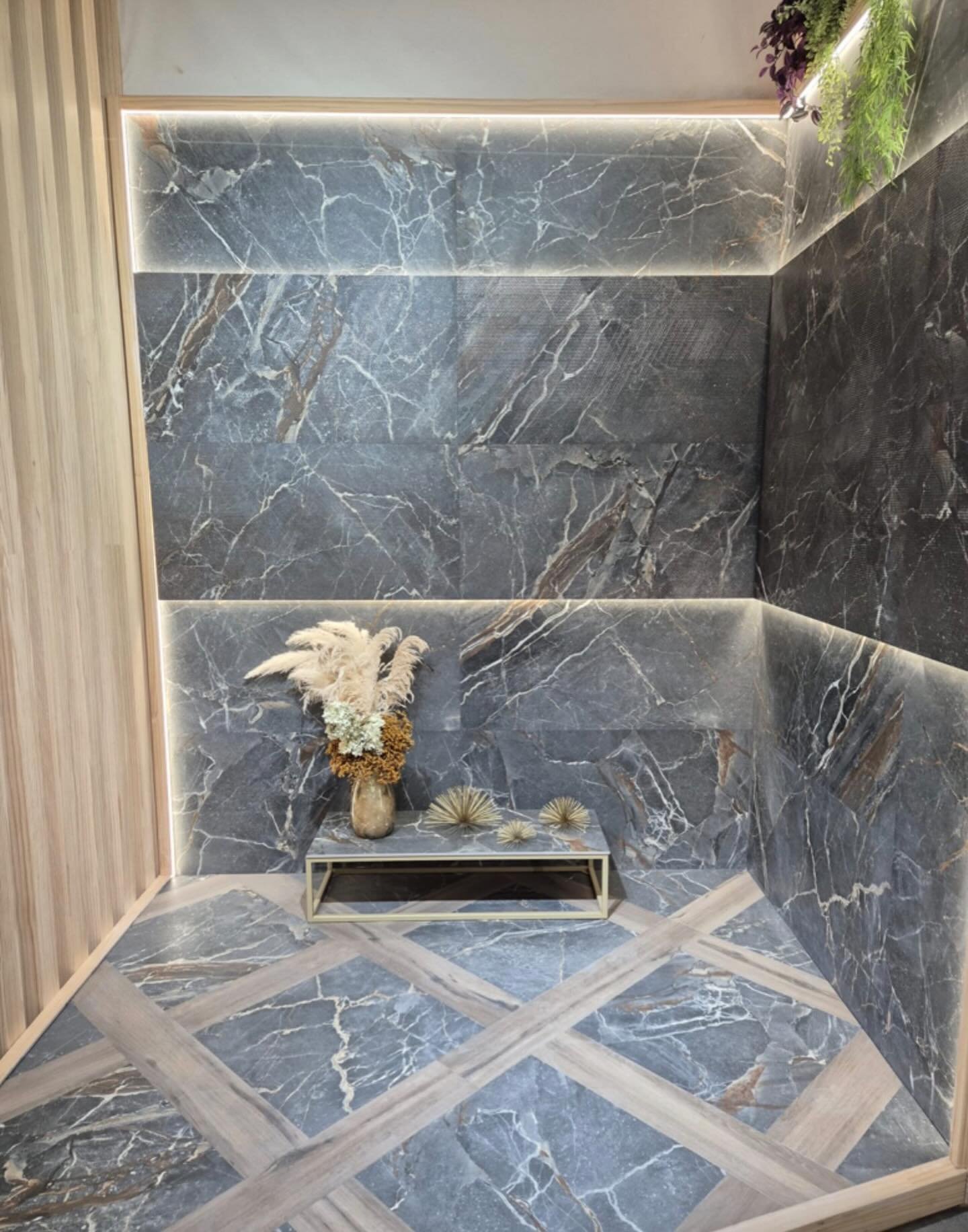 En av m&aring;nga sp&auml;nnande nyheter fr&aring;n @laplatera_ceramica 🤩 h&aring;ll utkik, det kommer snart fler💥