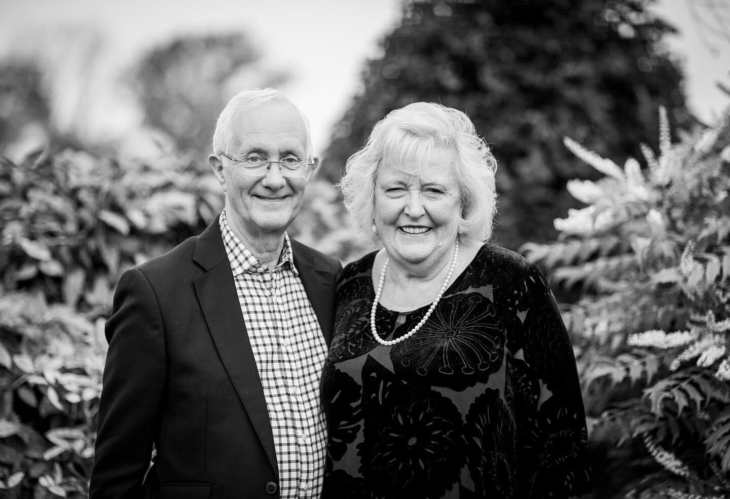 Happy 1st (married) Valentines to these 2! ❤️ 

 #clairebarlowphotography #valentines 
#londonphotographer #swlondonphotographer 
#londonfamilyphotographer #familyphotoshoot #portraitphotography #smallbusinessowner #childphotographer #familyportraits