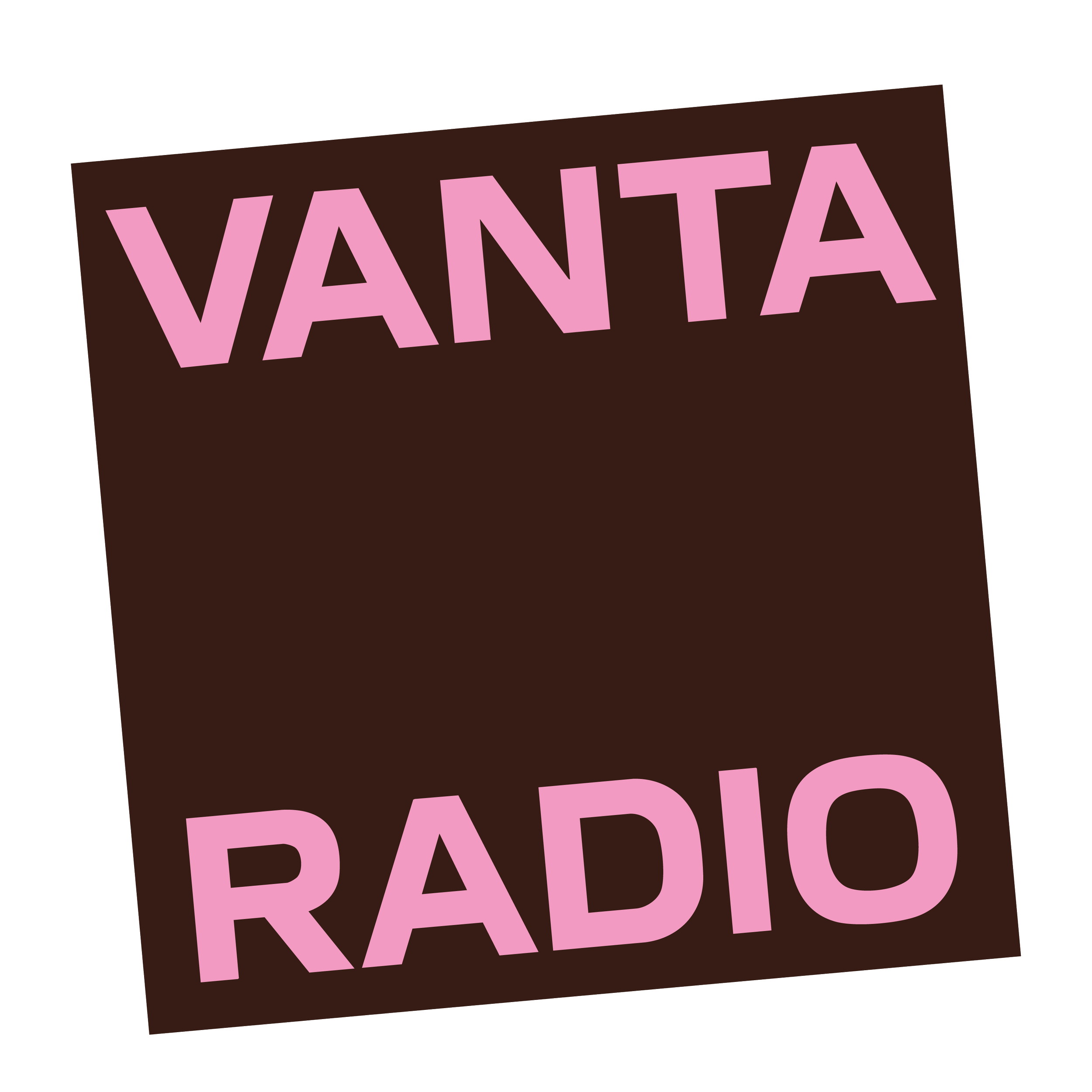 Señal de esquina con texto en rosa que dice 'VANTA RADIO' sobre fondo negro