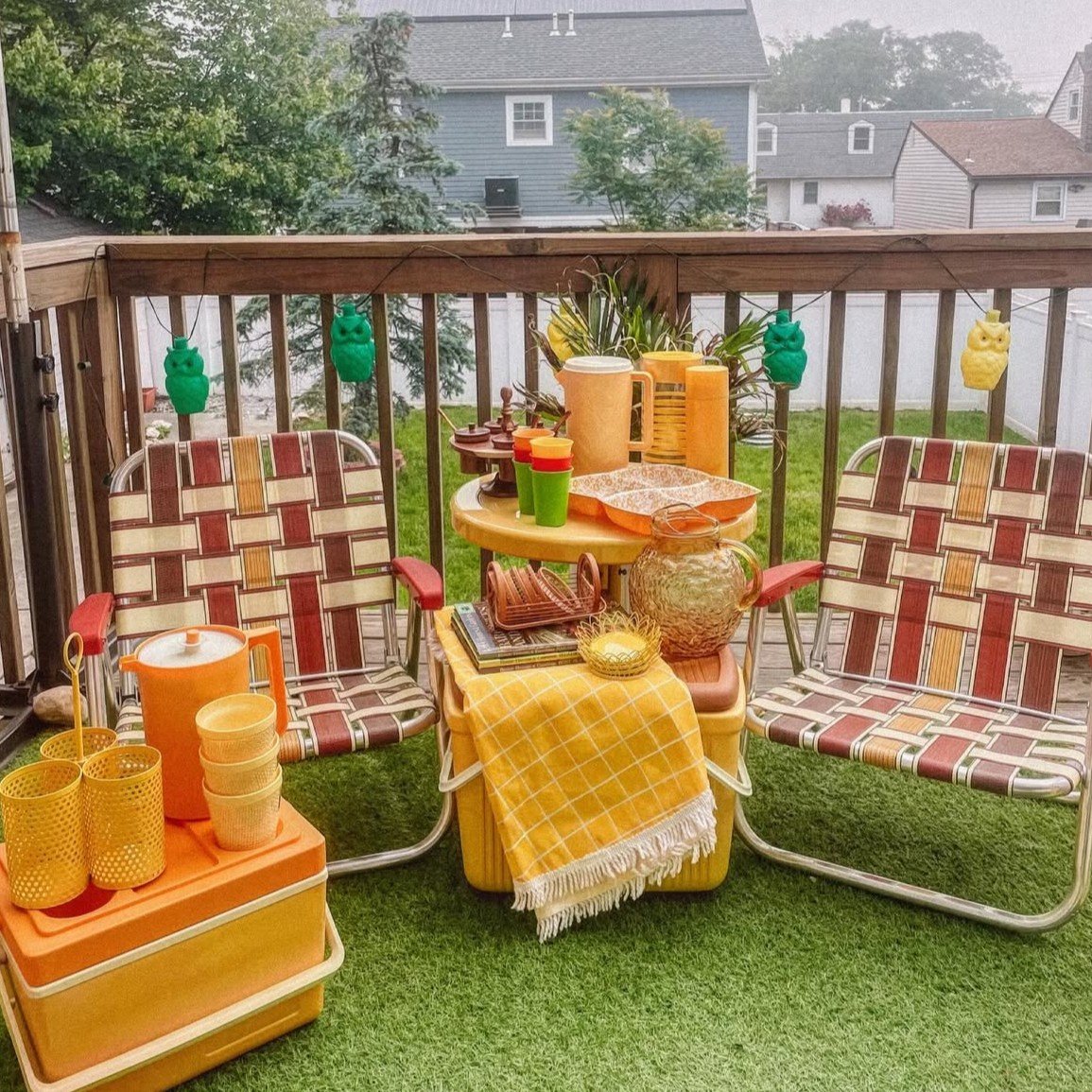 New Jersey! @_silverfoxfinds is joining us this Saturday, June 14th, for our New Jersey show! Silver Fox Finds specializes in 60s-70s homewares for your home; we can't wait for you to see what they have to offer! 🌼 Details 👉

🗓️ Saturday 6/14/25 -