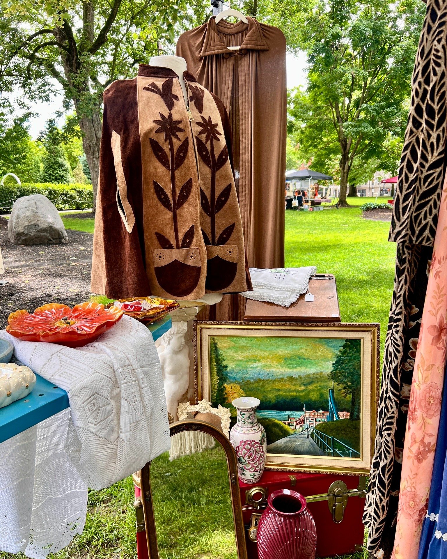 THIS SATURDAY, June 28th, @thanks.itsvntg will be setting up with us for our Cleveland show! Thanks It's Vintage is a bright and colorful vintage shop specializing in 1960&rsquo;s-1980&rsquo;s fun and funky clothing, jewelry and other unique decor; w