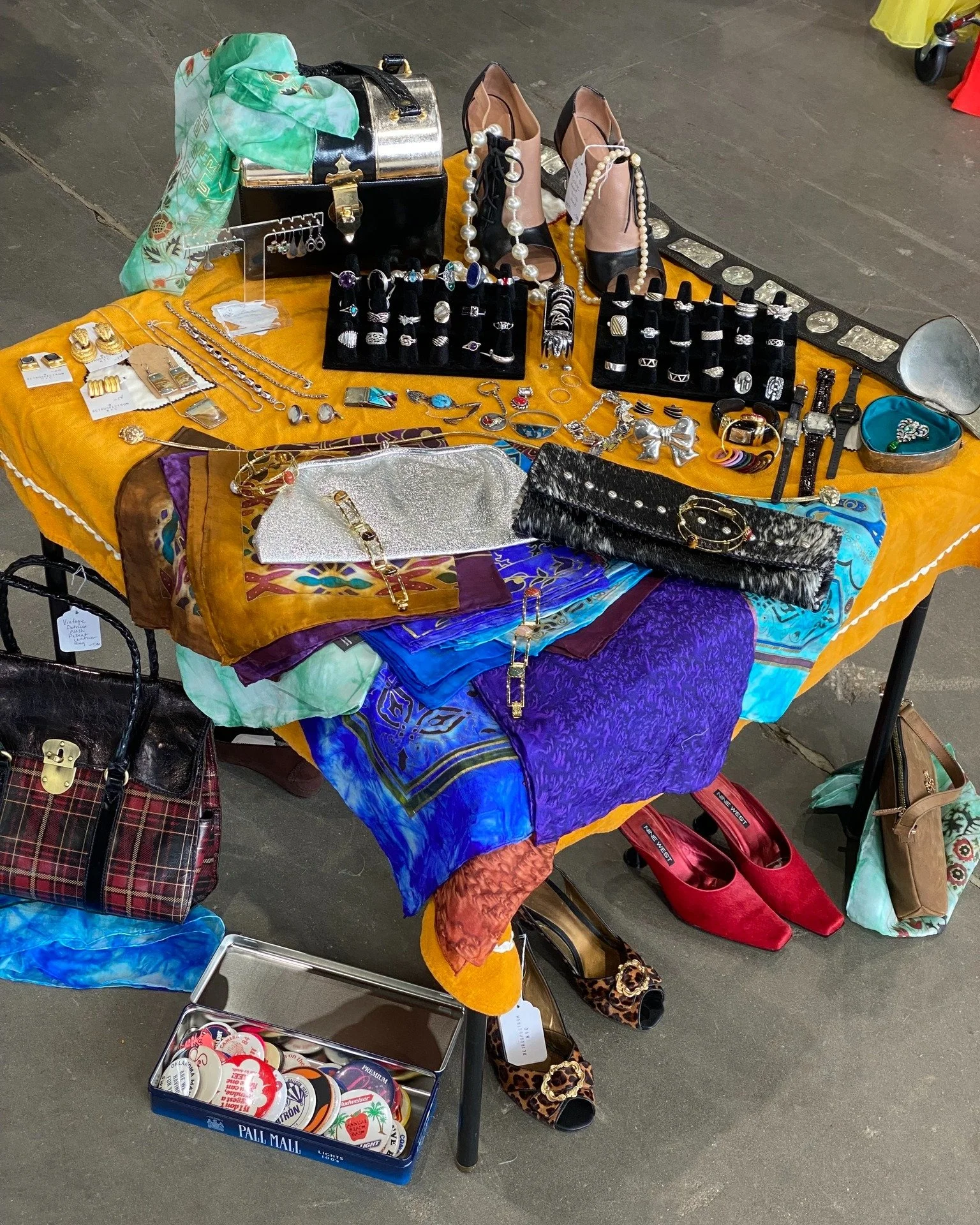 Looking for eclectic vintage in OKC? Then look no further, because @retrospectrumnyc will be joining us next Saturday, August 30th for our OKC show! RetroSpectrum offers sustainable vintage and designer clothing, with something for everyone at every 